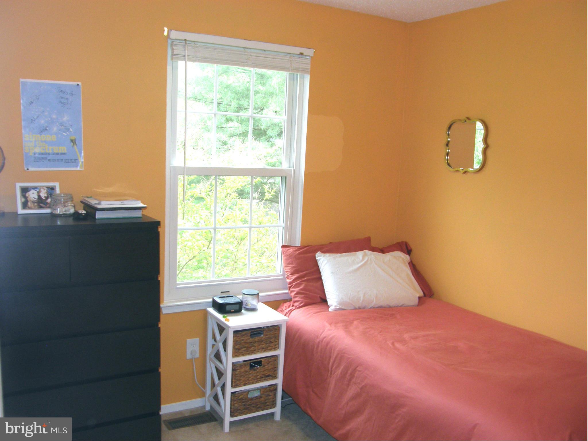 OAKWOOD COMMONS AT BURKE - Residential