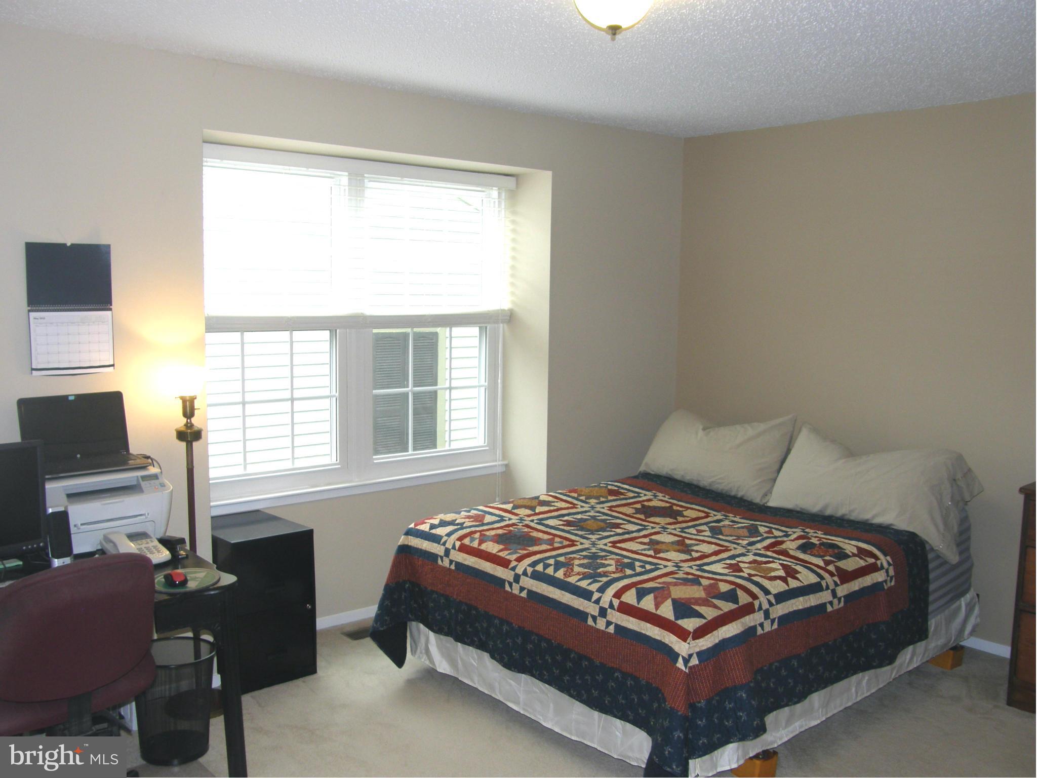 OAKWOOD COMMONS AT BURKE - Residential