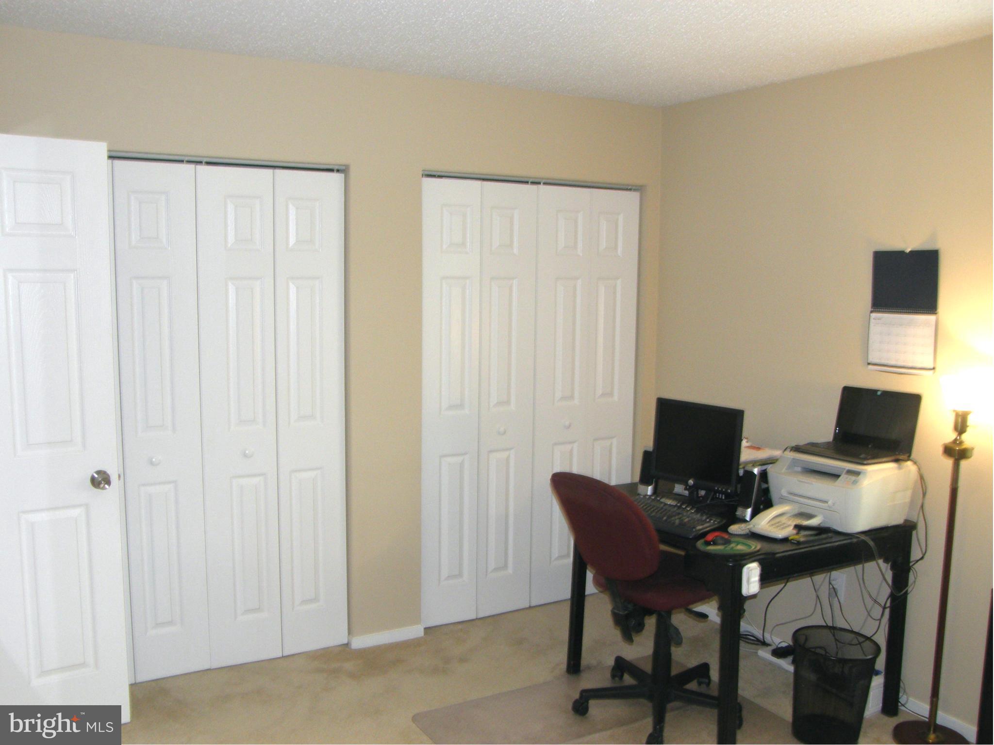 OAKWOOD COMMONS AT BURKE - Residential