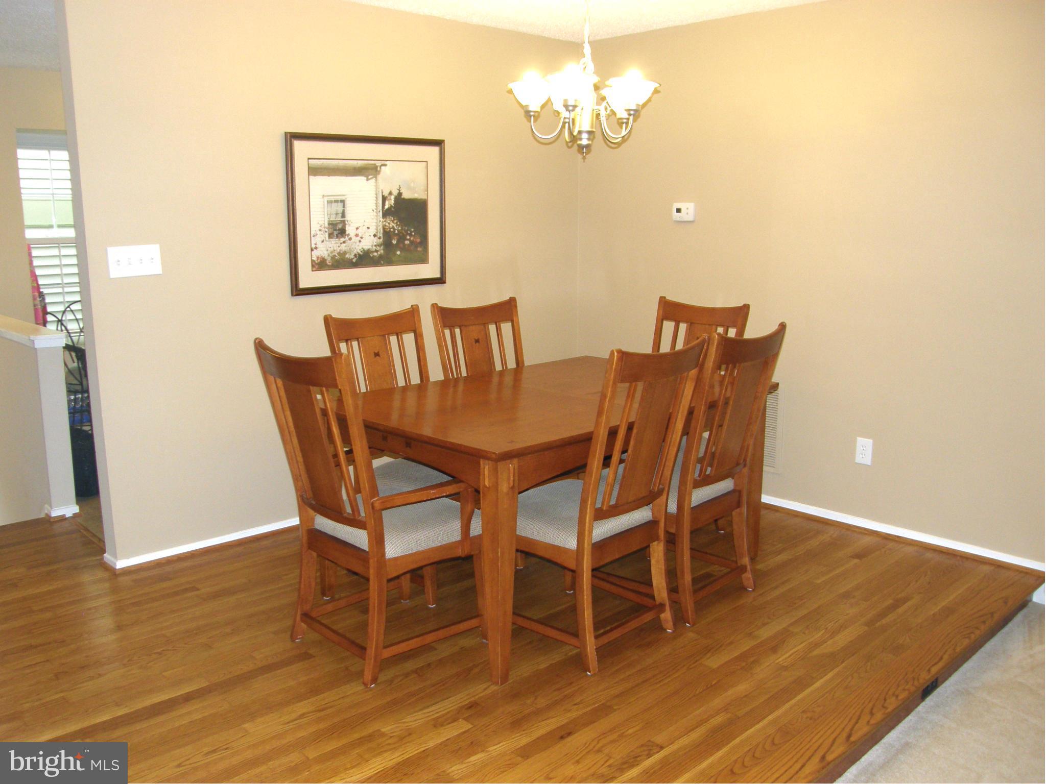 OAKWOOD COMMONS AT BURKE - Residential