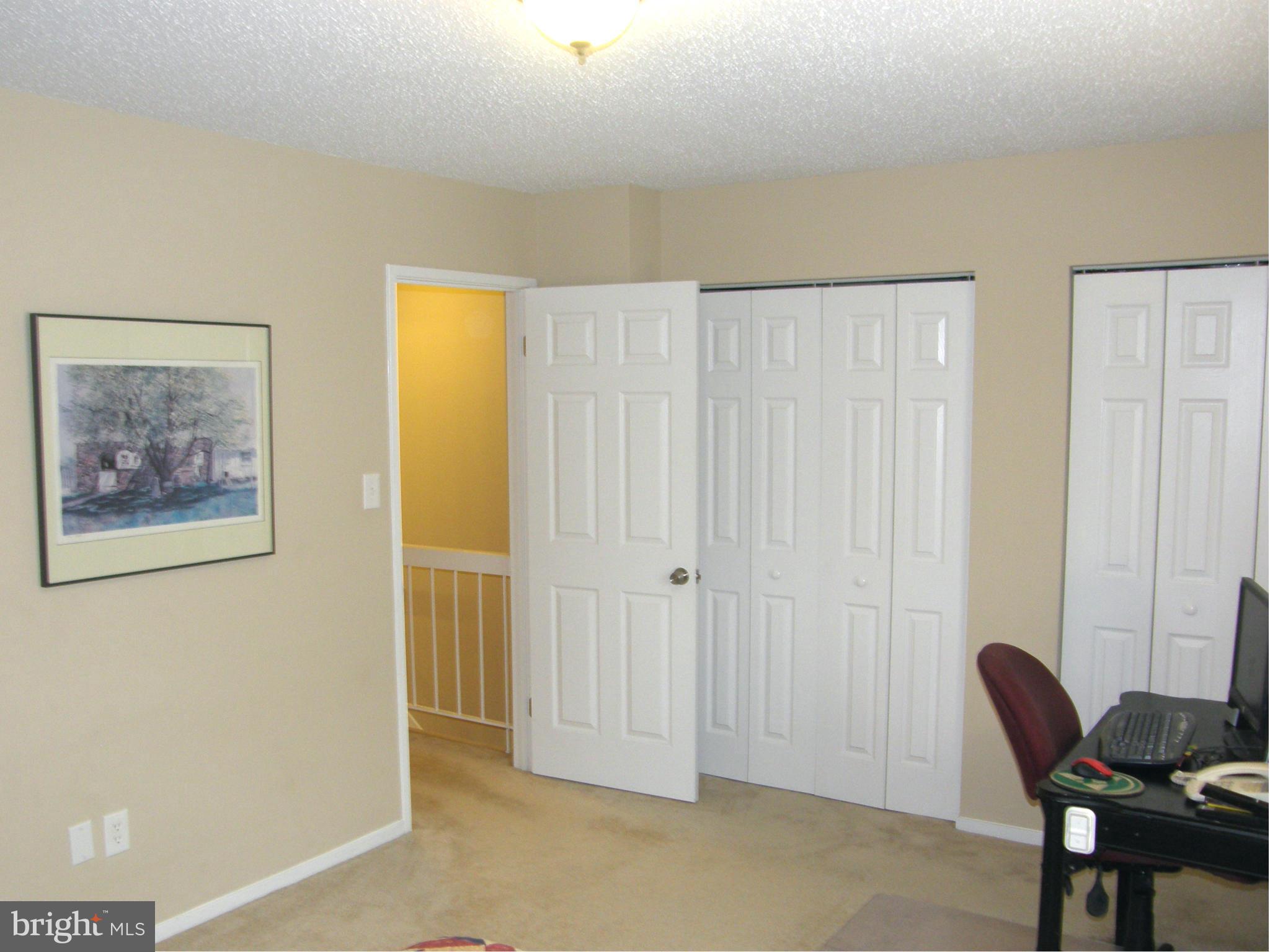 OAKWOOD COMMONS AT BURKE - Residential