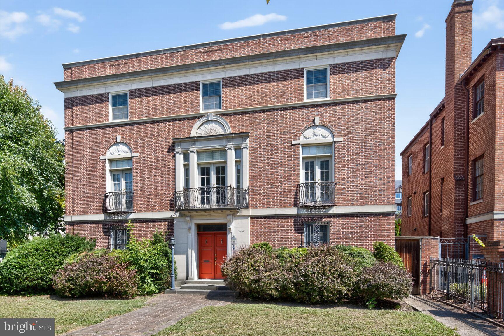 KALORAMA HEIGHTS - Residential