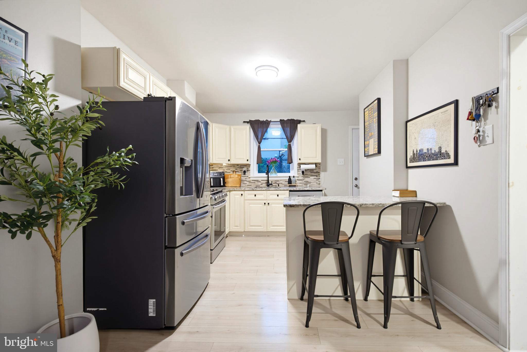 EAST PASSYUNK CROSSING - Residential