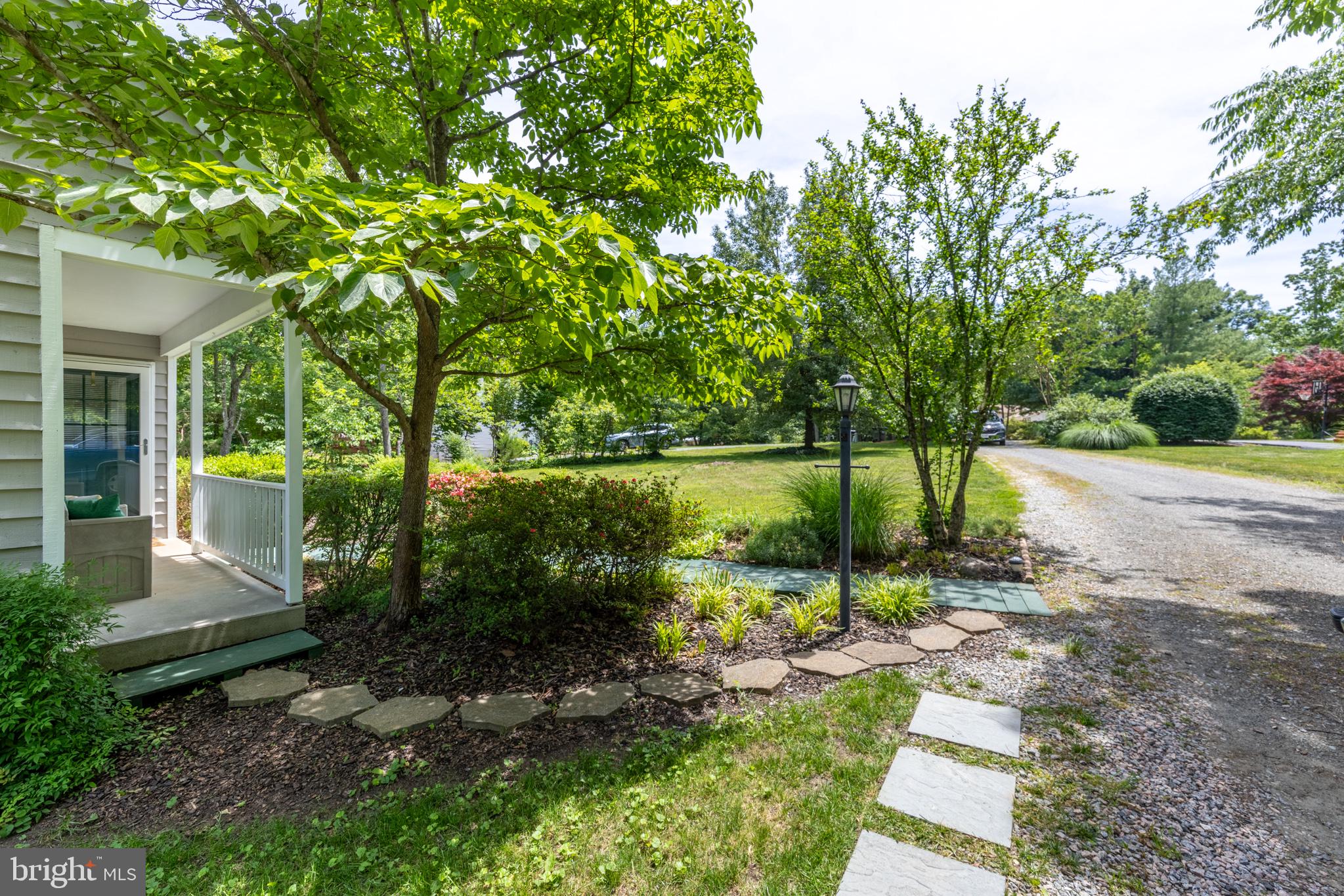 GOLDEN HILLS - Residential