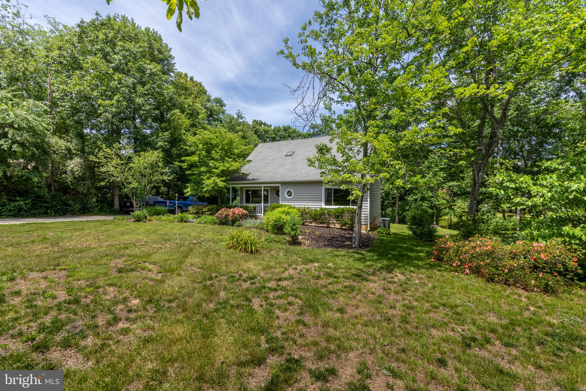 GOLDEN HILLS - Residential