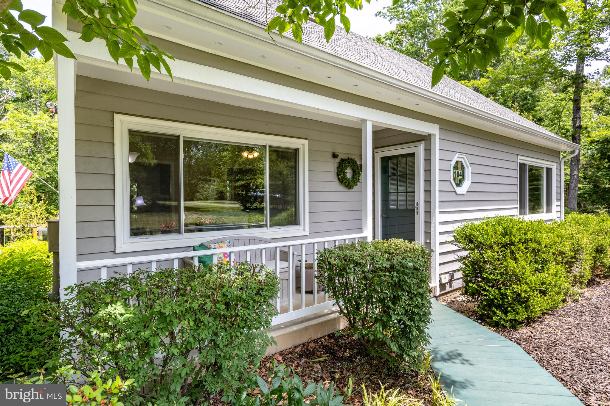 GOLDEN HILLS - Residential