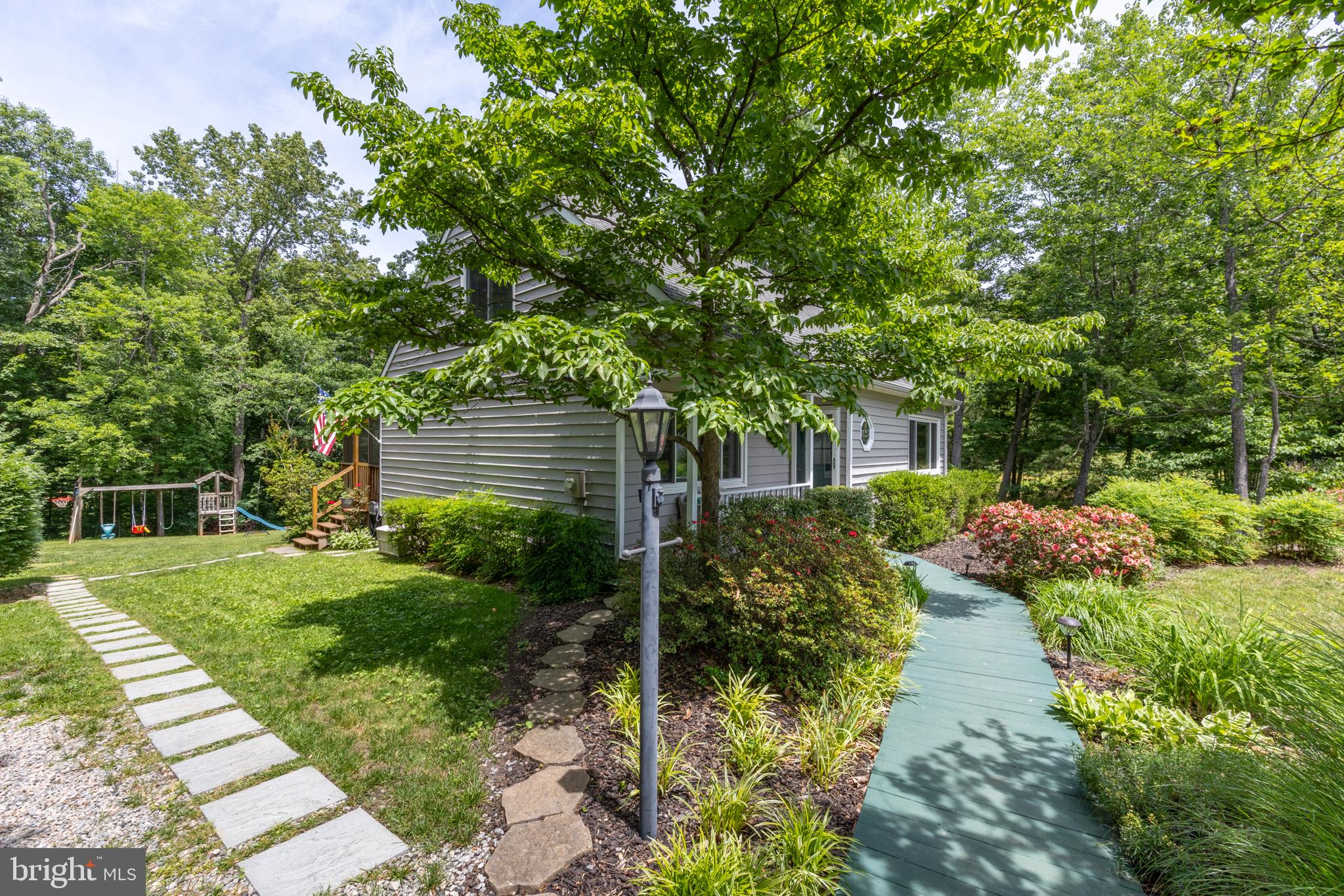 GOLDEN HILLS - Residential