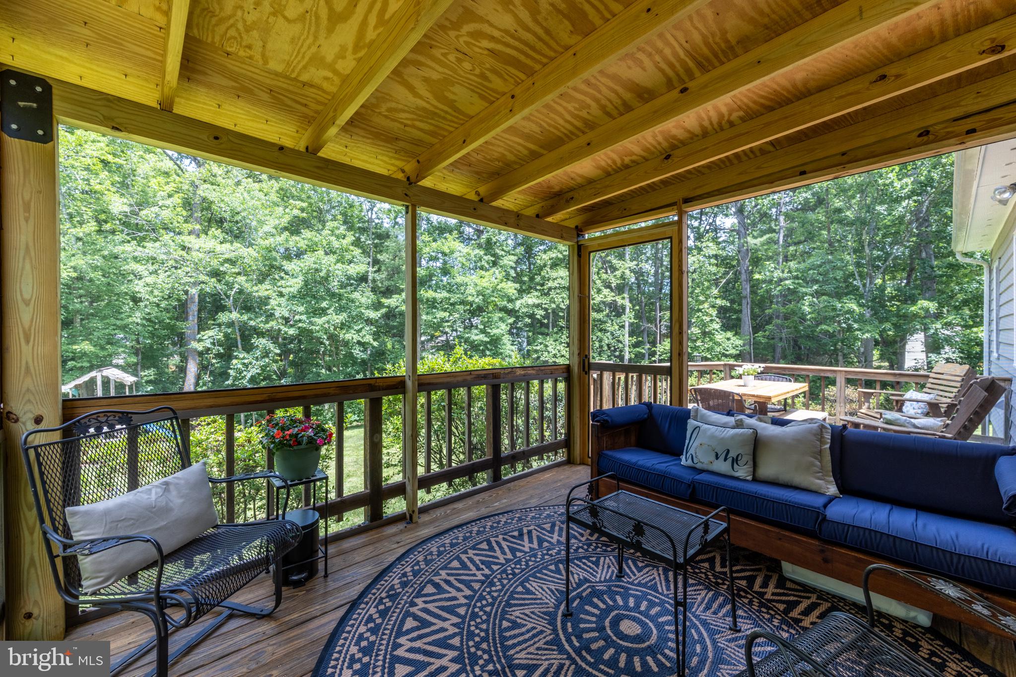 GOLDEN HILLS - Residential
