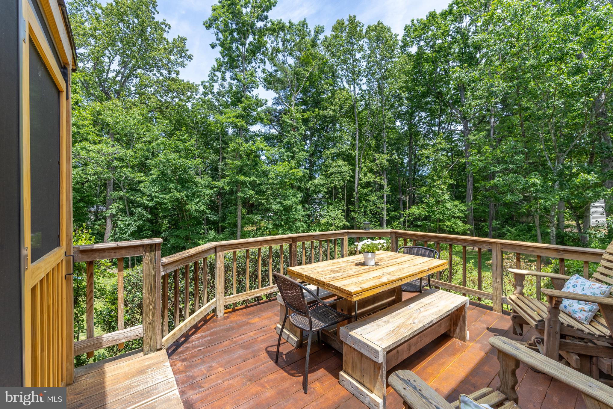 GOLDEN HILLS - Residential