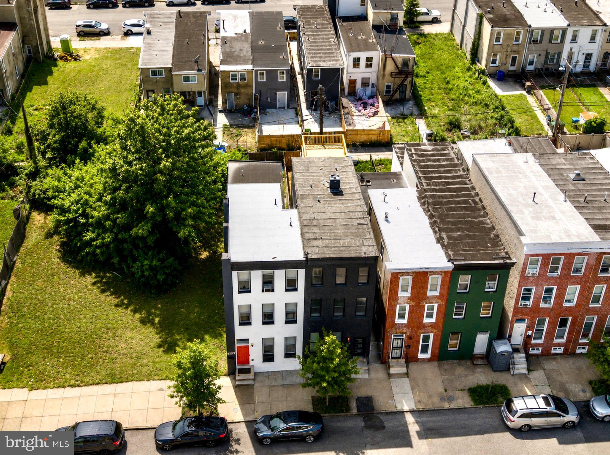 JOHNSTON SQUARE - Residential