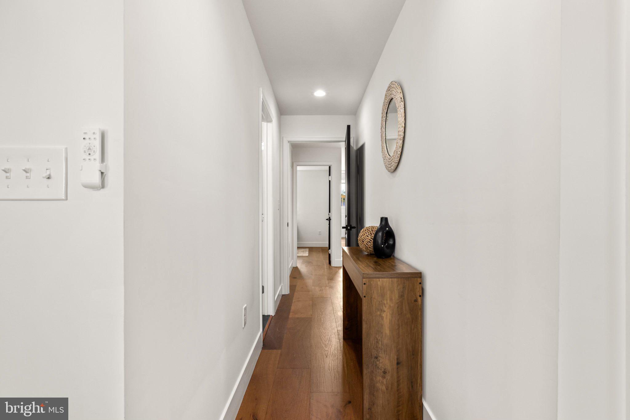 JOHNSTON SQUARE - Residential