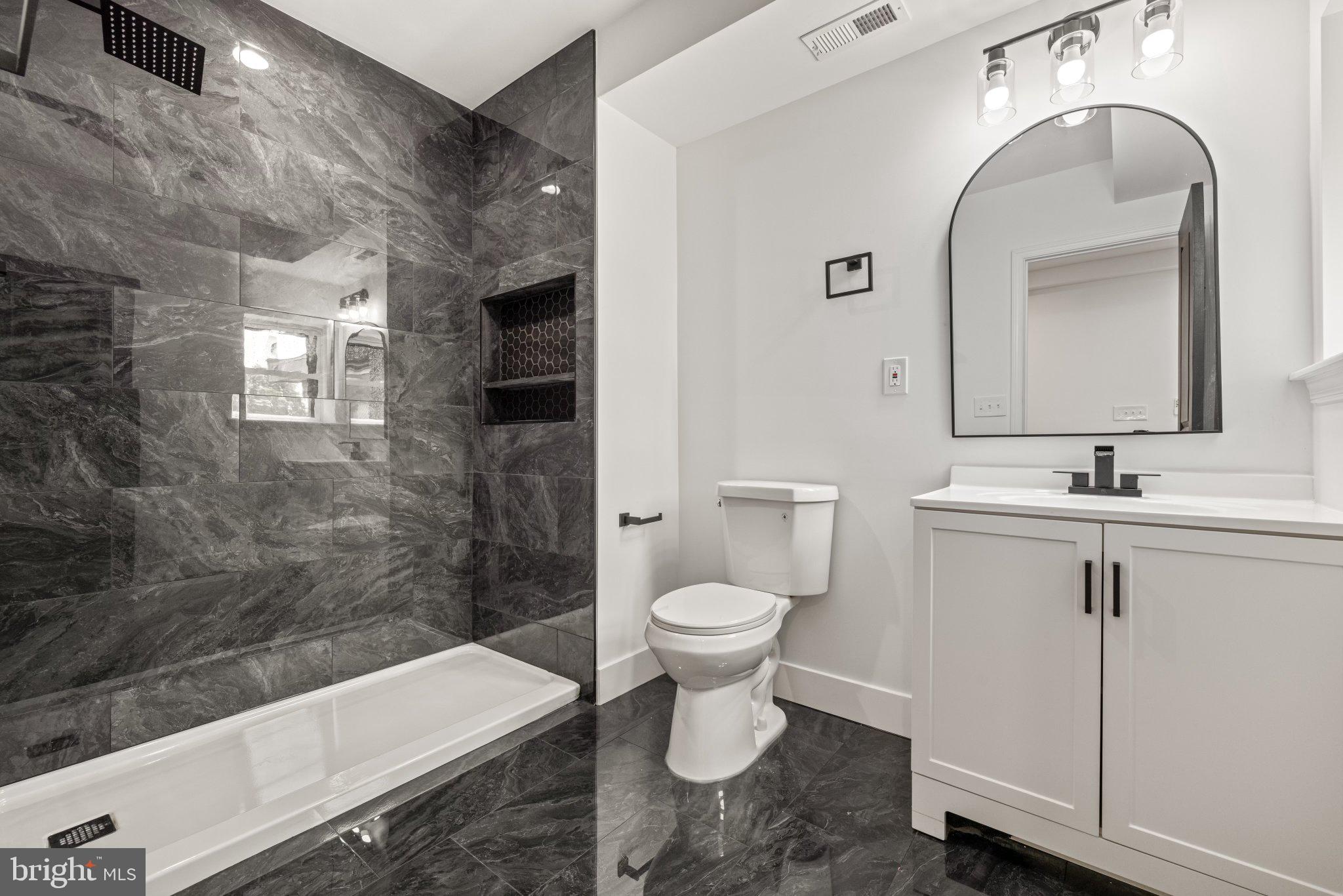 JOHNSTON SQUARE - Residential