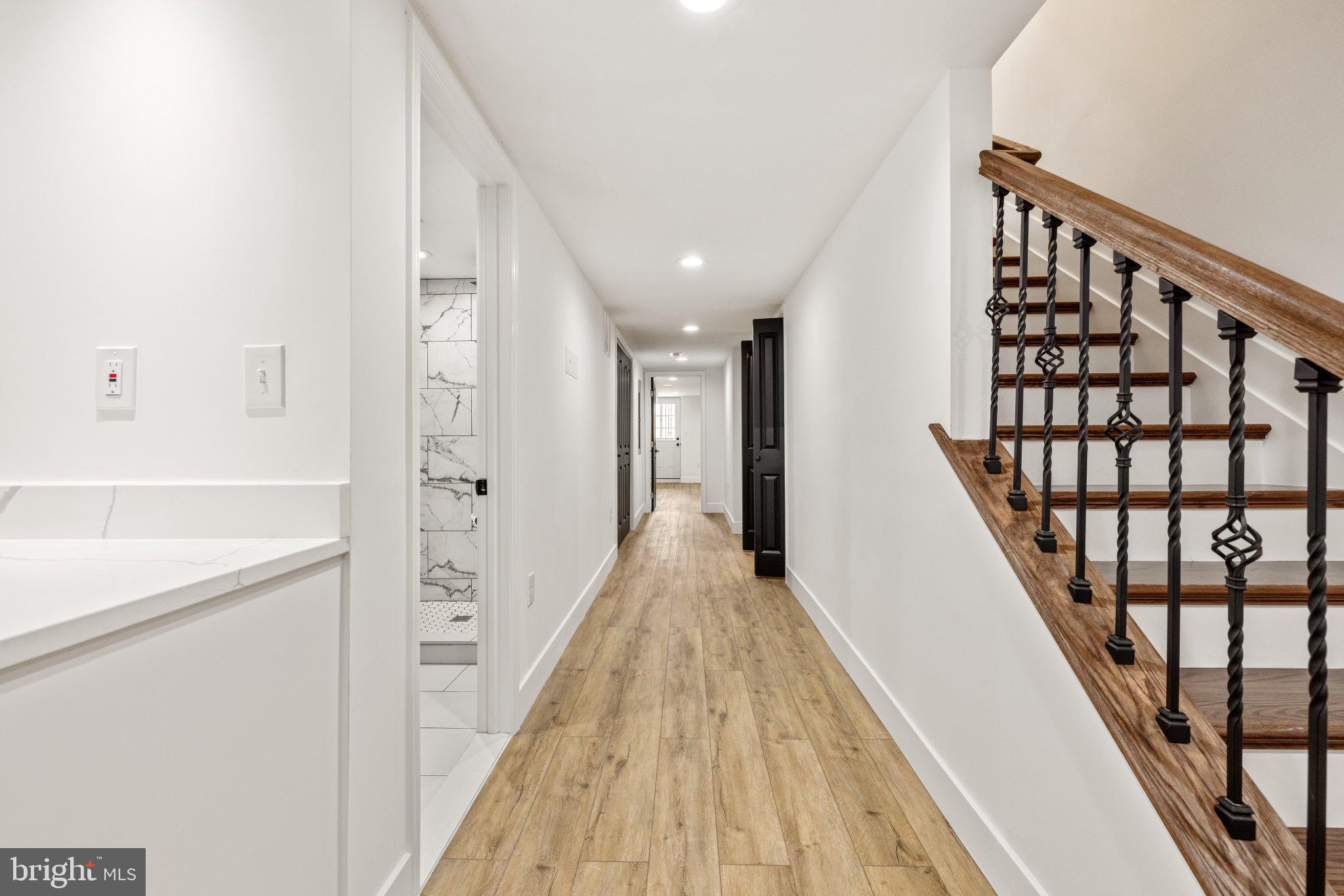 JOHNSTON SQUARE - Residential