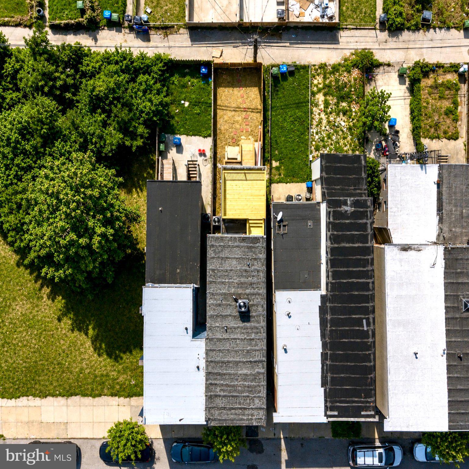 JOHNSTON SQUARE - Residential
