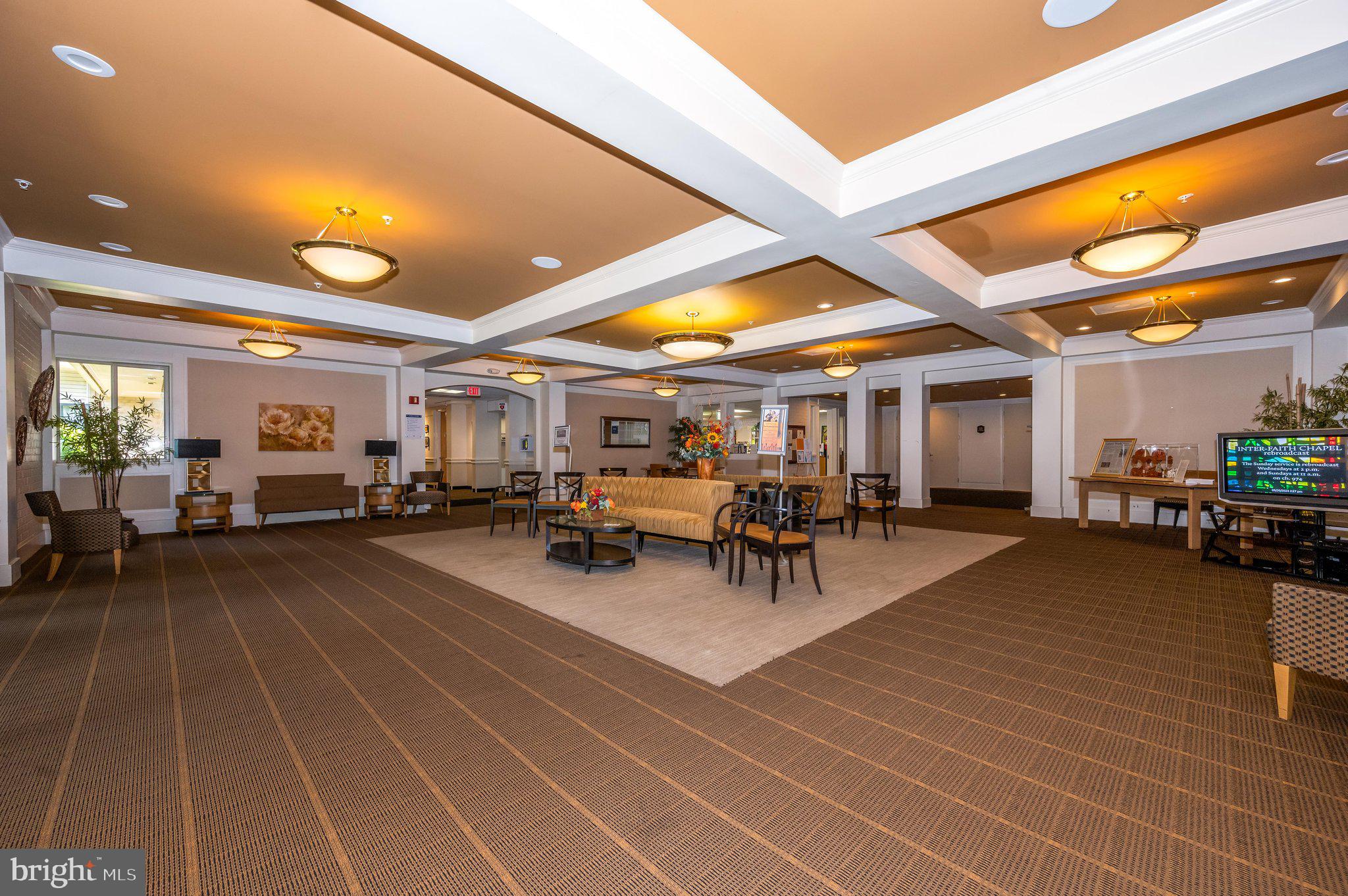 TURNBERRY COURTS AT LEIS - Residential