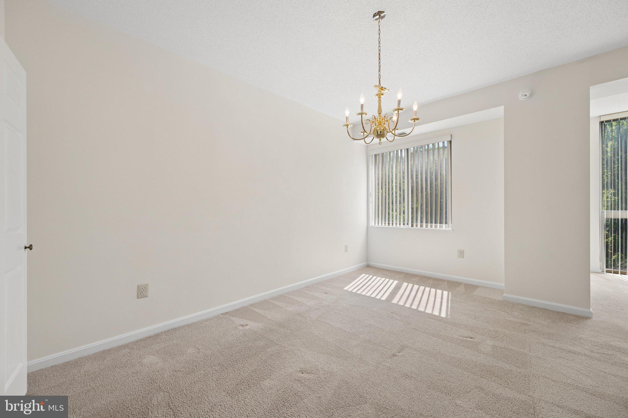 TURNBERRY COURTS AT LEIS - Residential