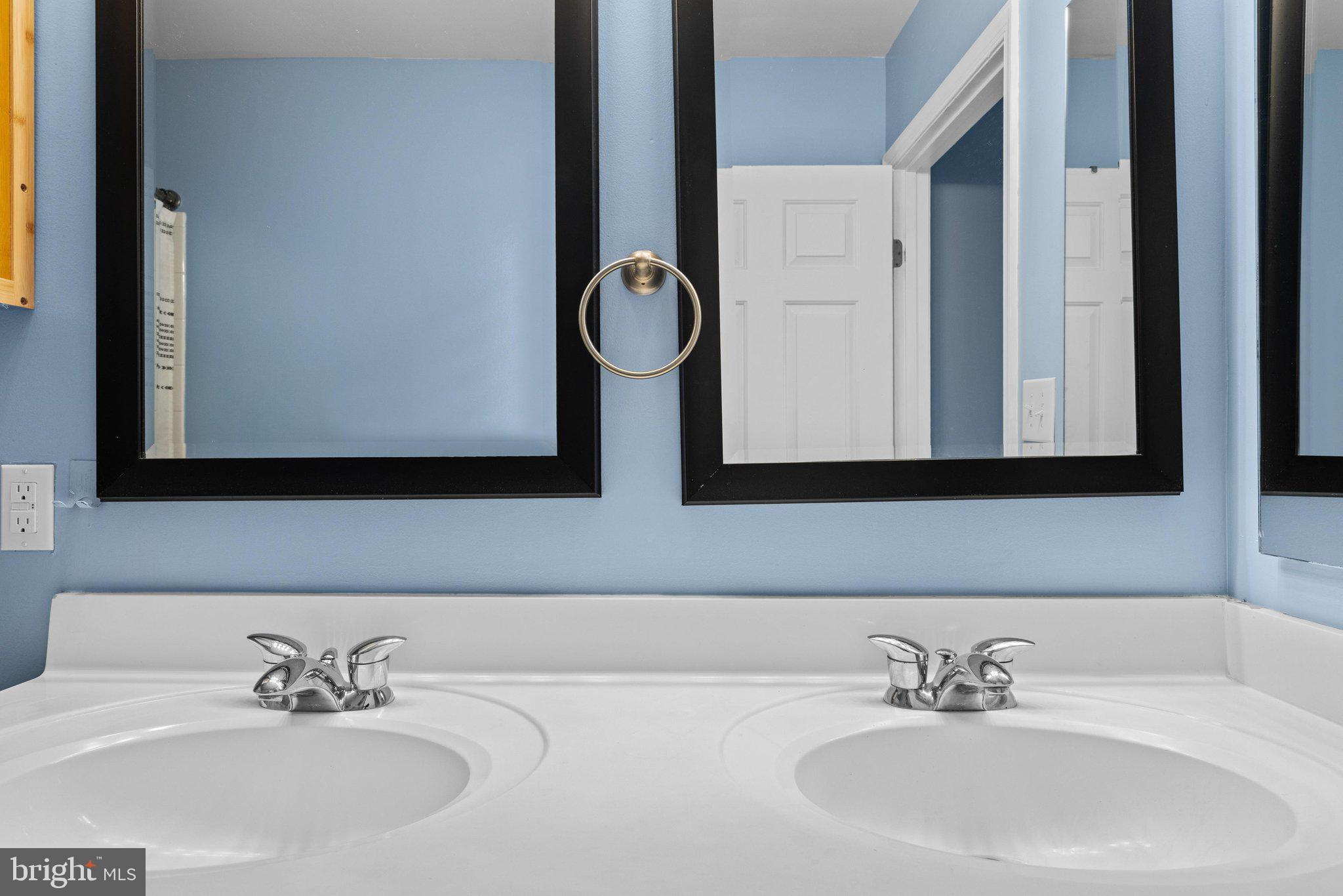 SADDLEBROOK - Residential