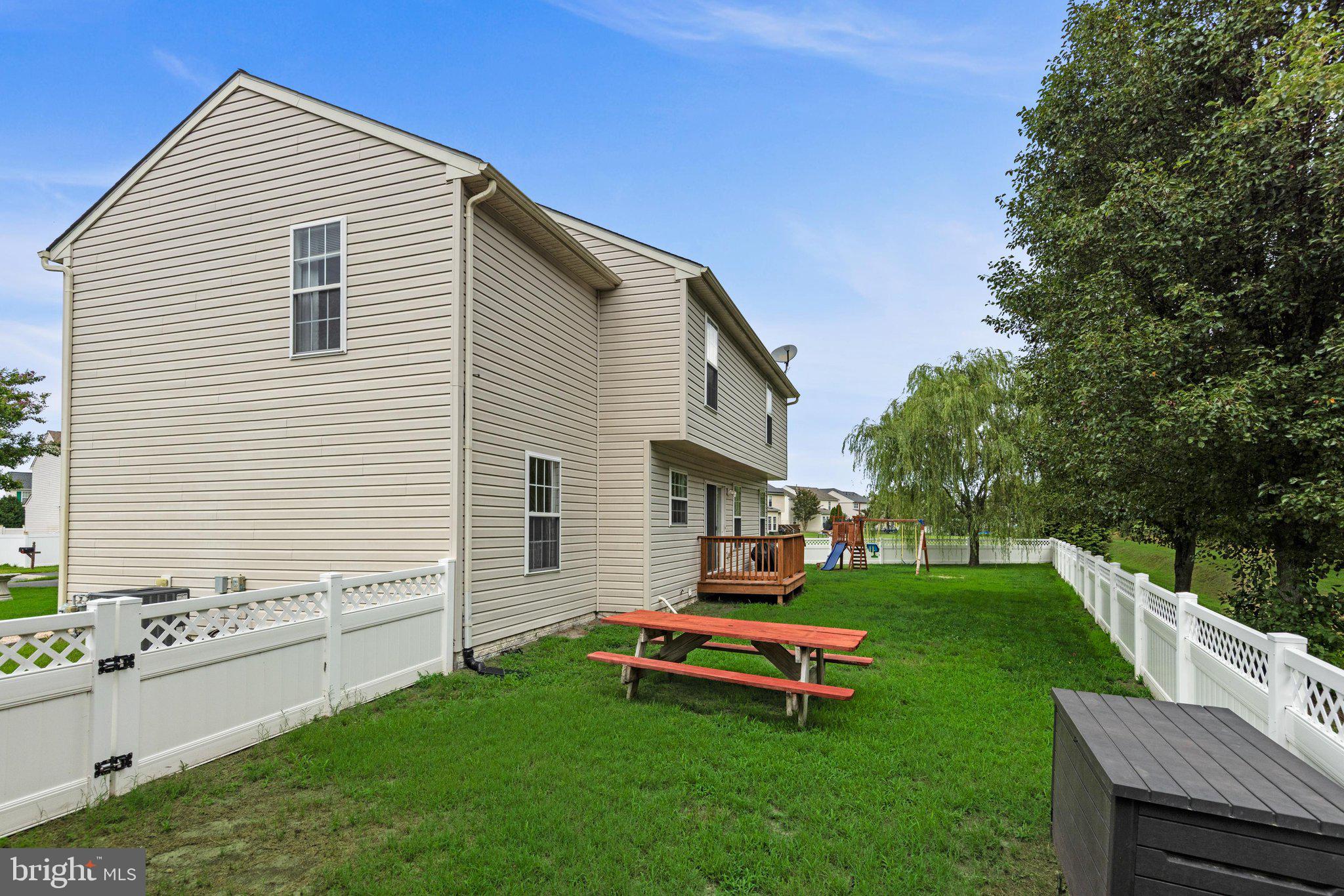 SADDLEBROOK - Residential