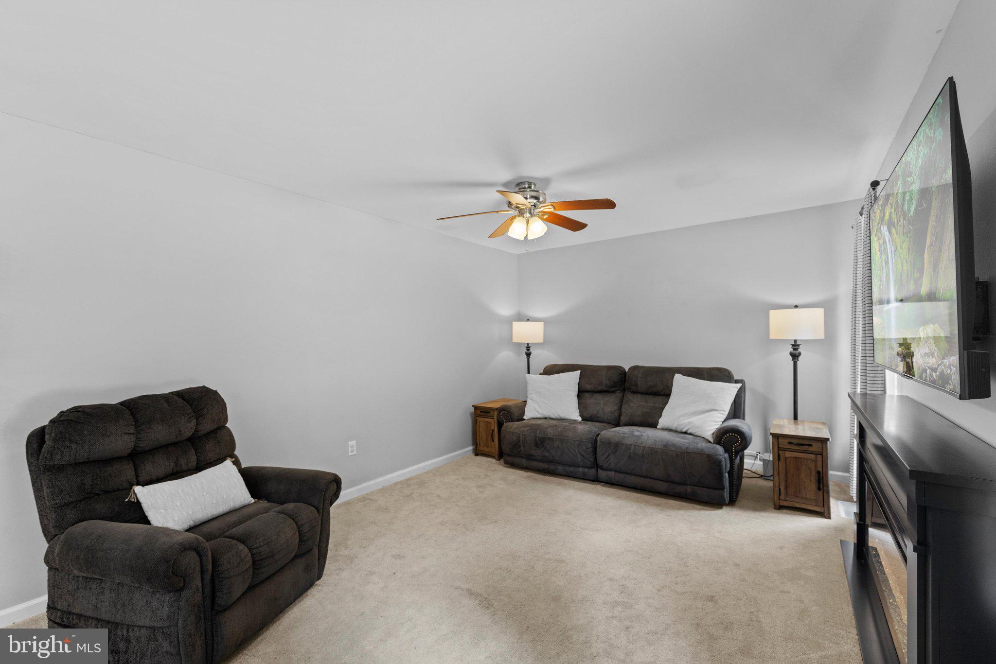 SADDLEBROOK - Residential