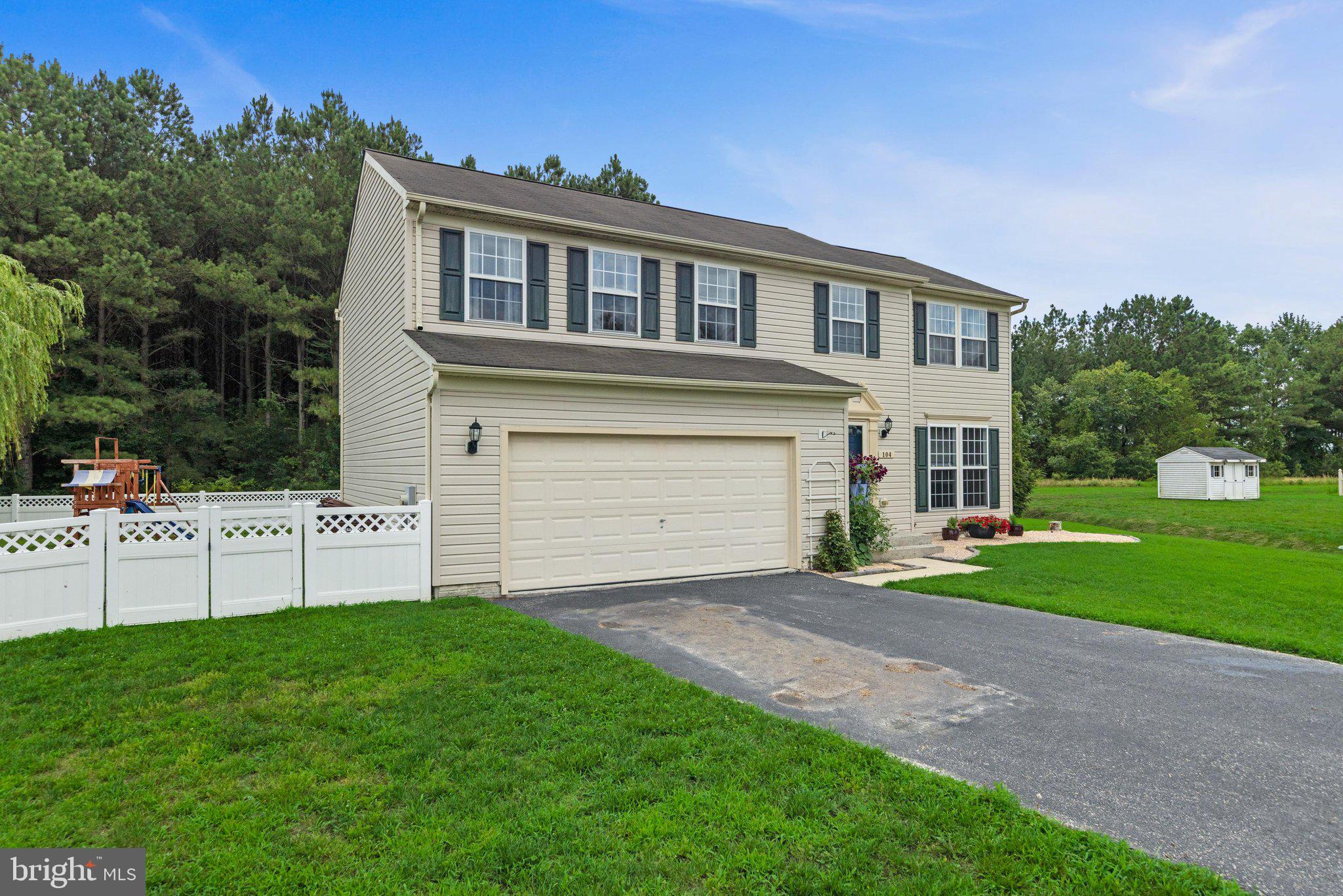 SADDLEBROOK - Residential
