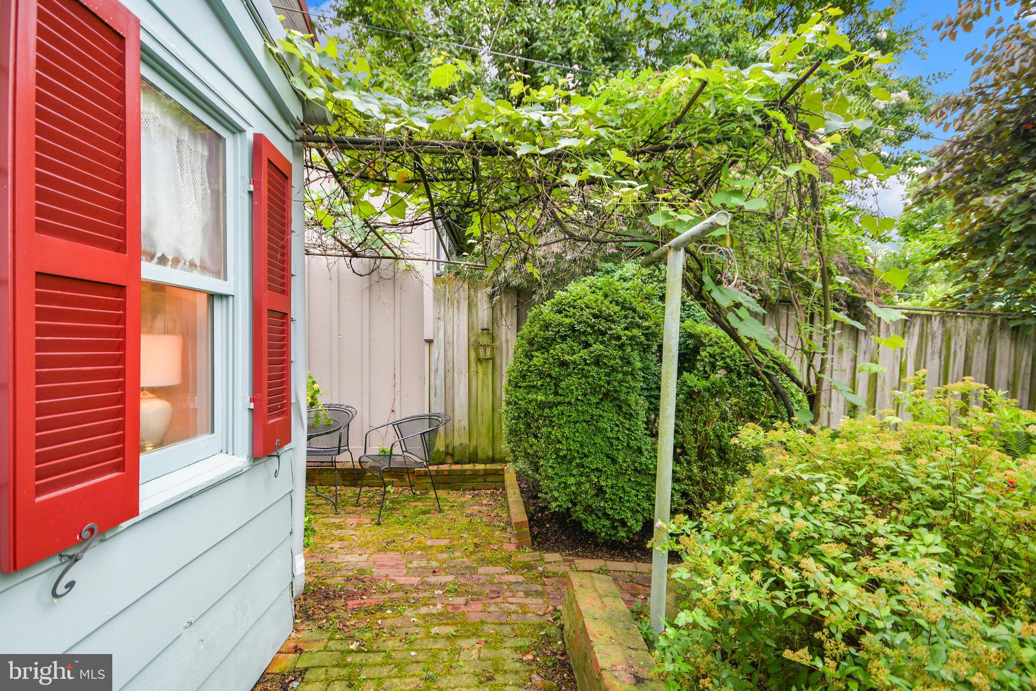 DOWNTOWN FREDERICK - Residential
