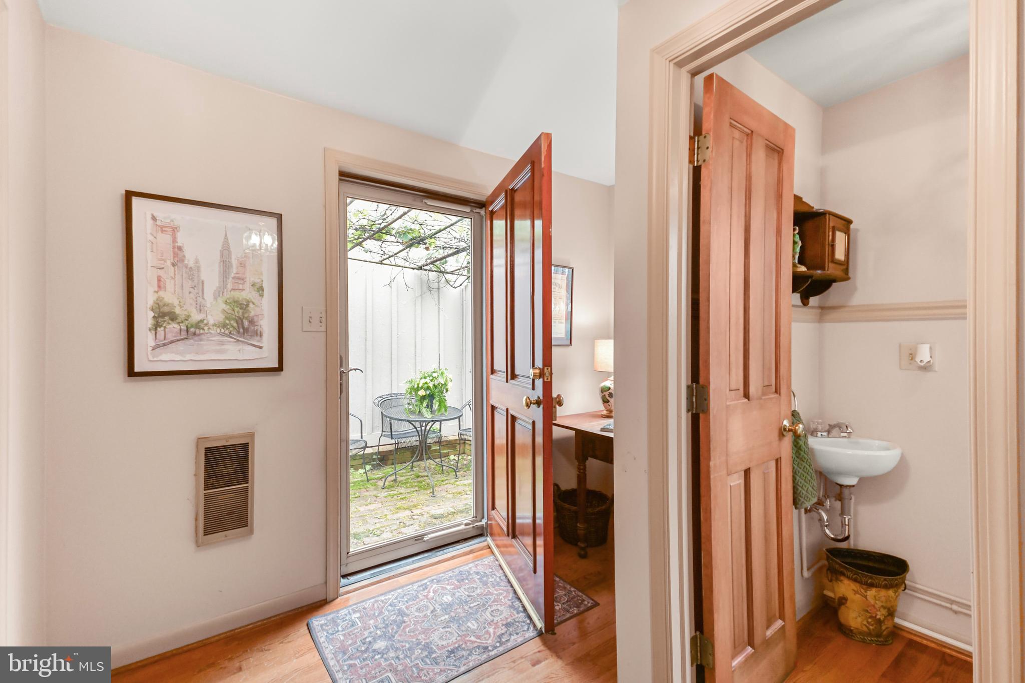 DOWNTOWN FREDERICK - Residential
