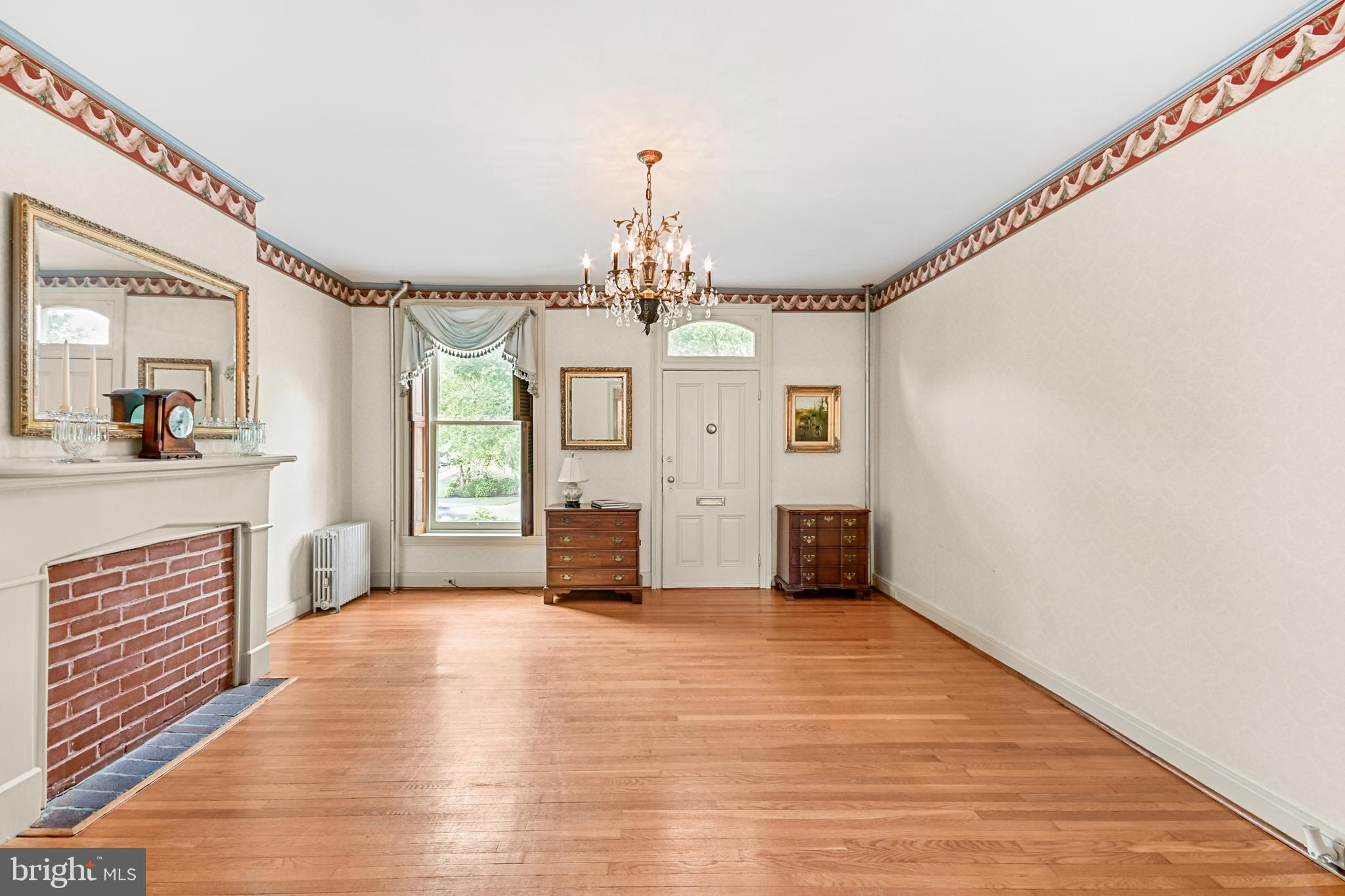 DOWNTOWN FREDERICK - Residential