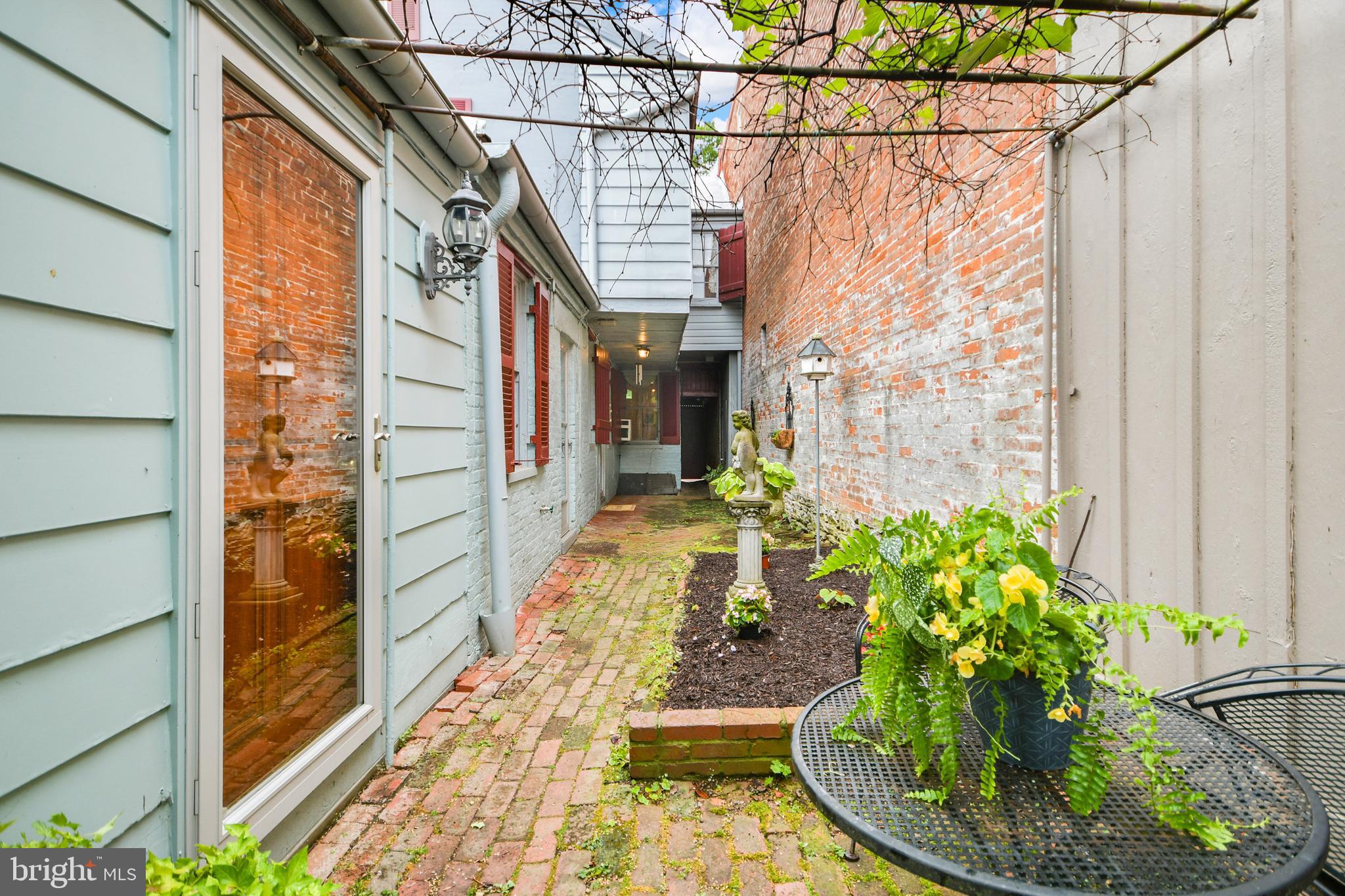 DOWNTOWN FREDERICK - Residential