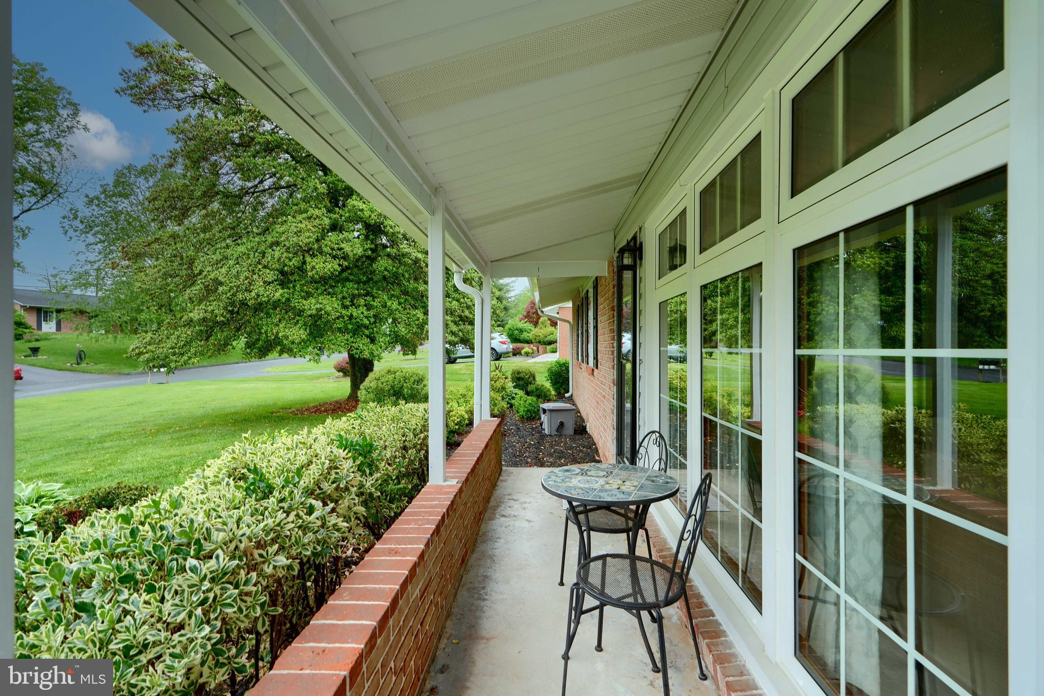 WAKEFIELD MEADOWS - Residential