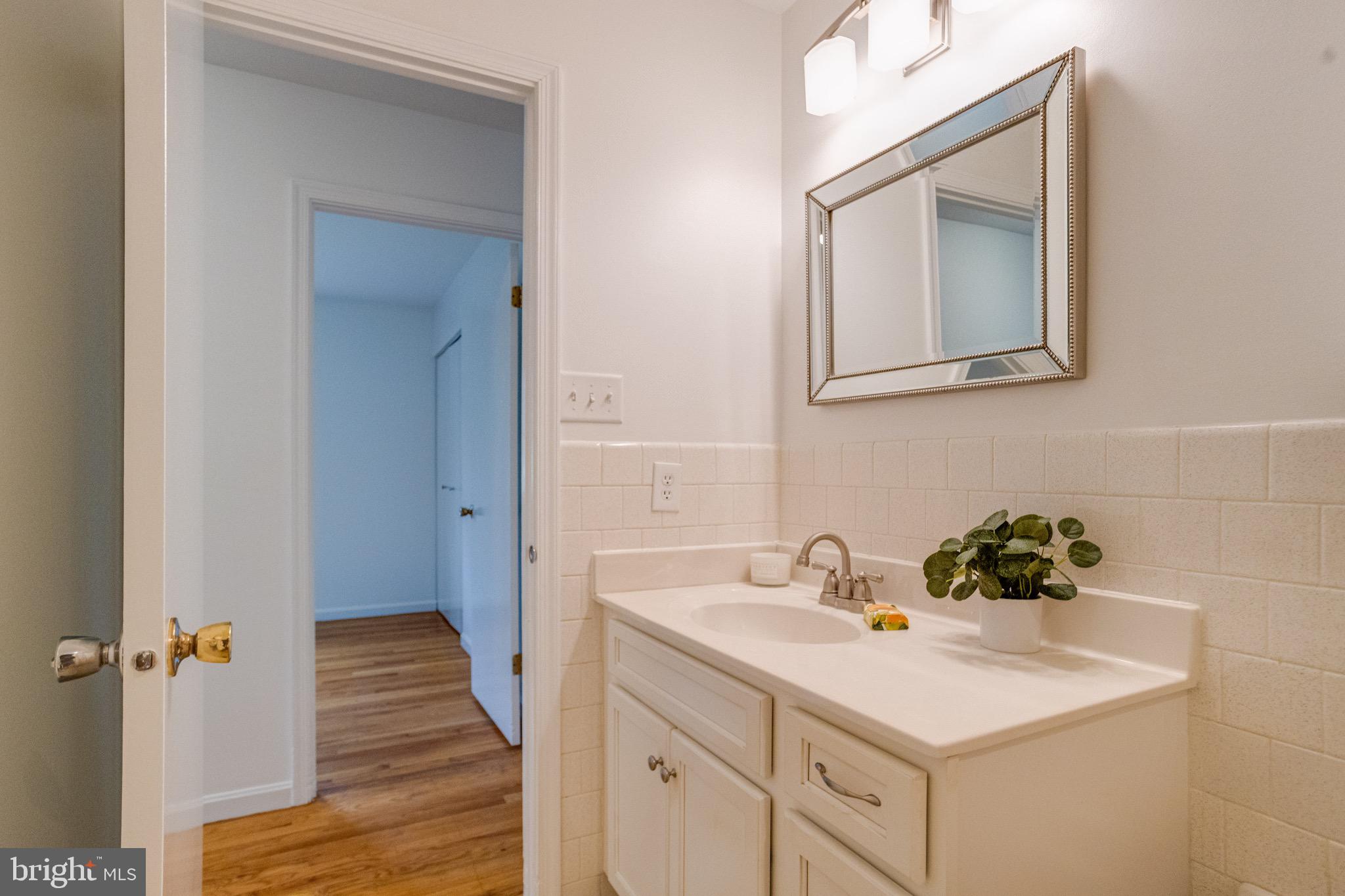 GLEN ARM - Residential
