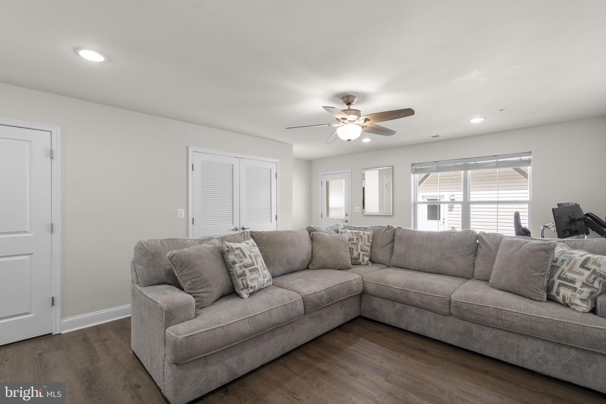 STONEHAVEN - Residential