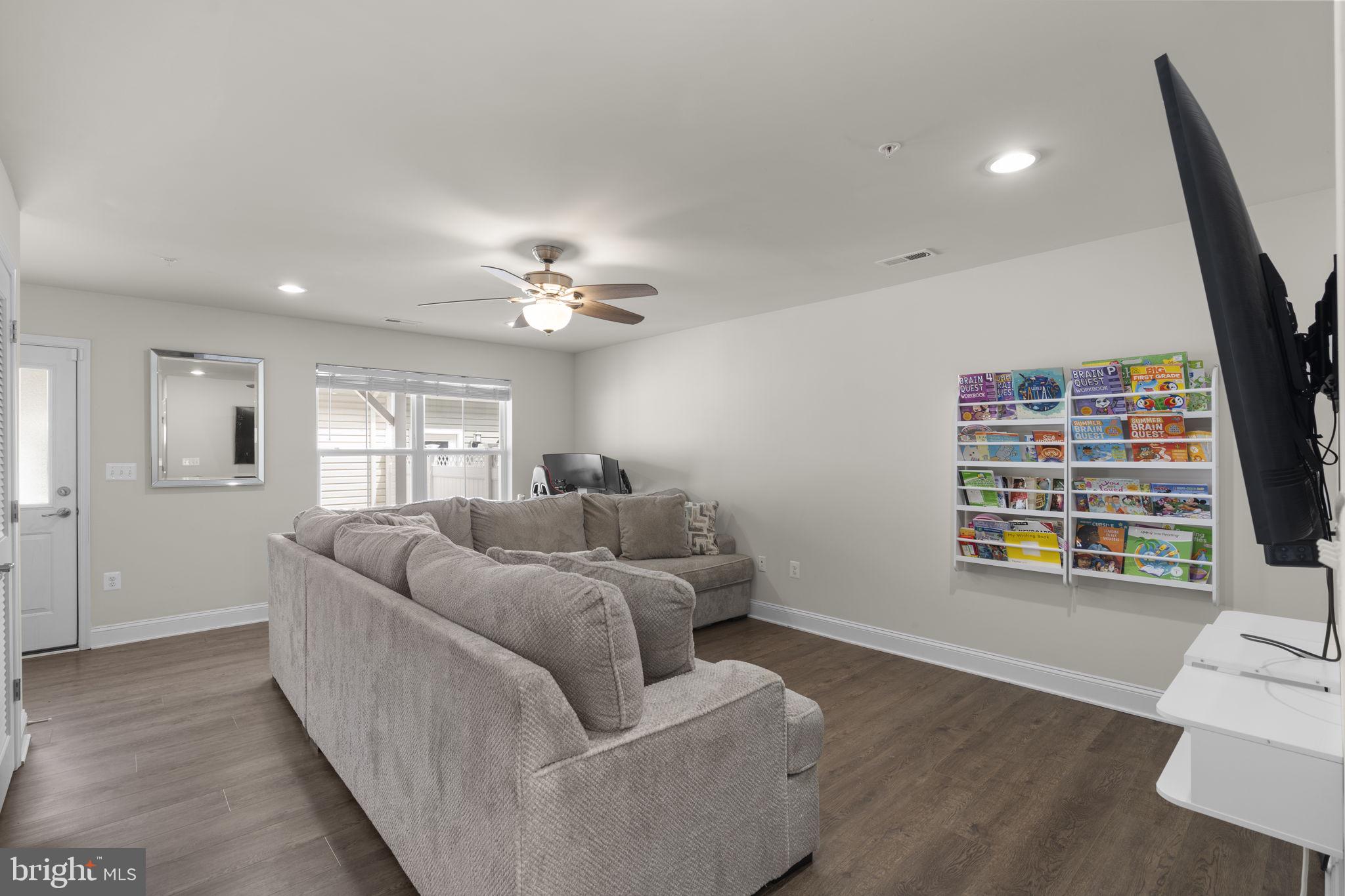 STONEHAVEN - Residential