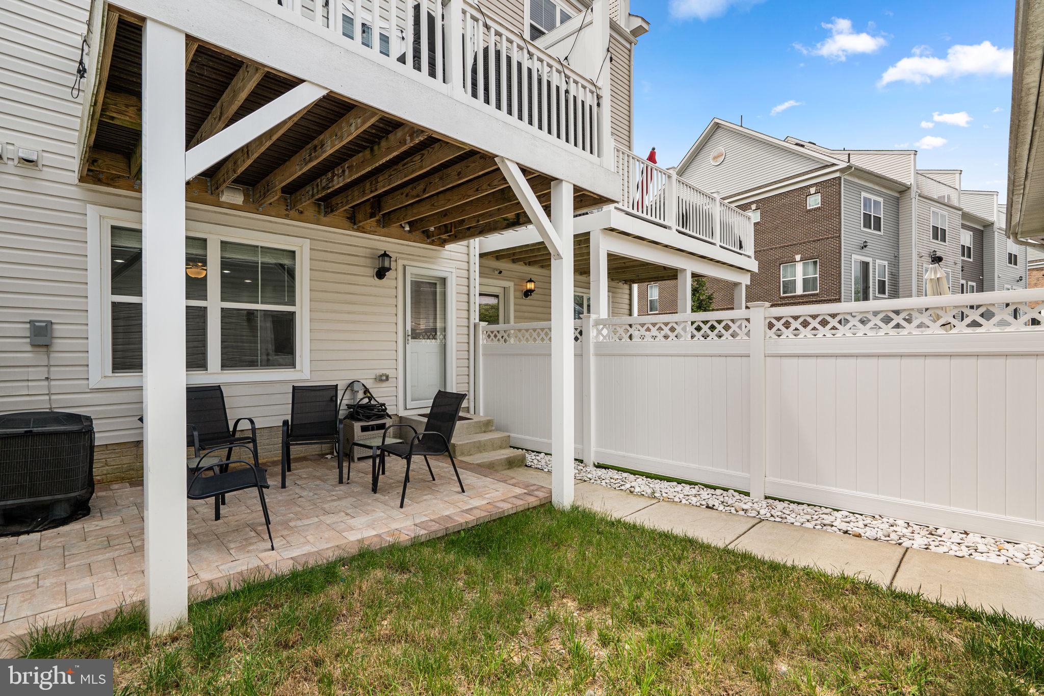 STONEHAVEN - Residential