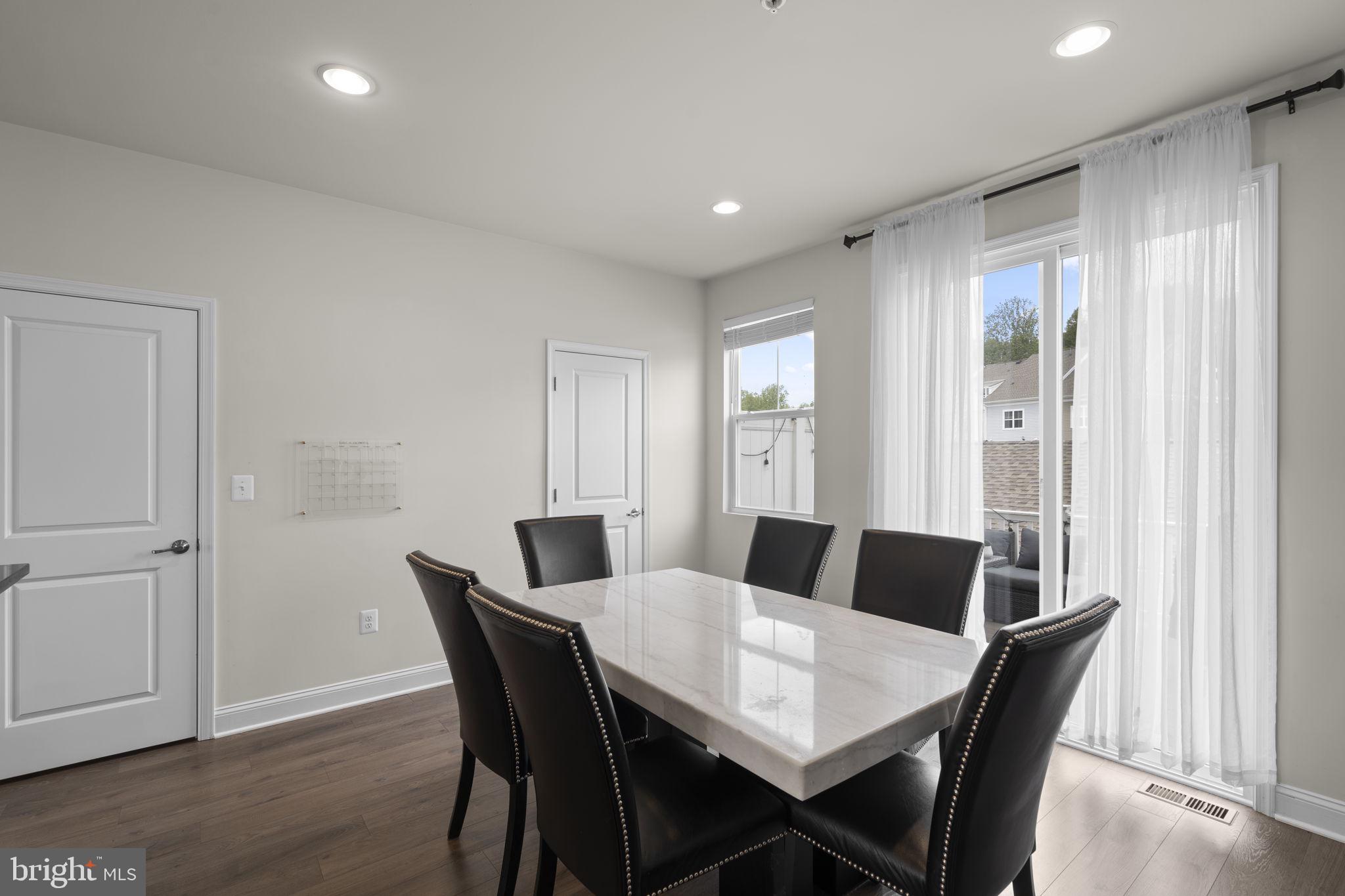 STONEHAVEN - Residential