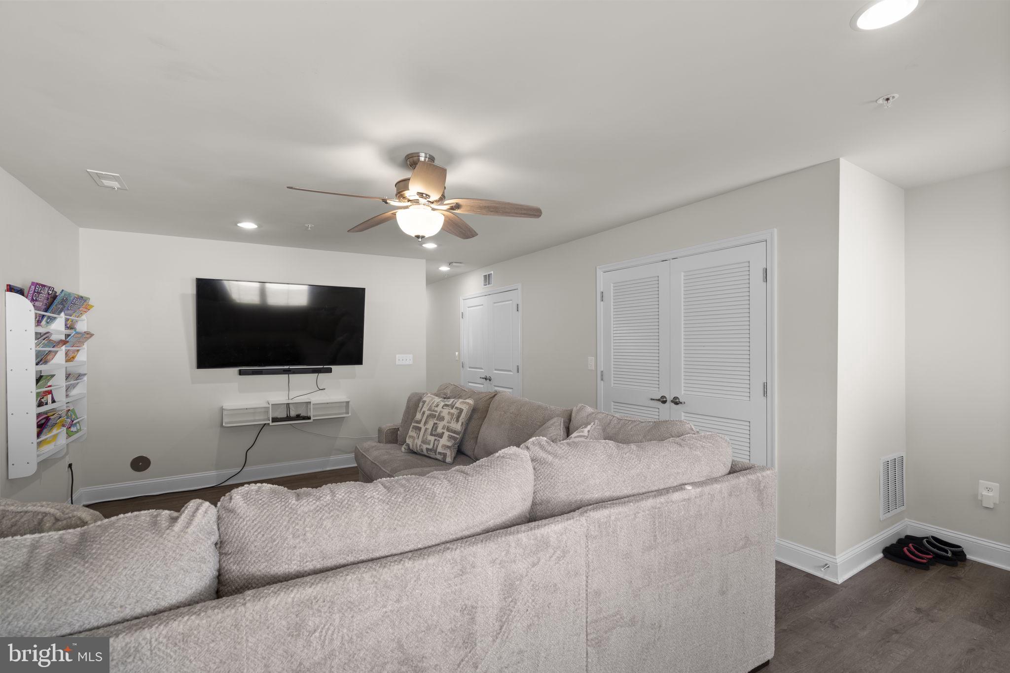 STONEHAVEN - Residential