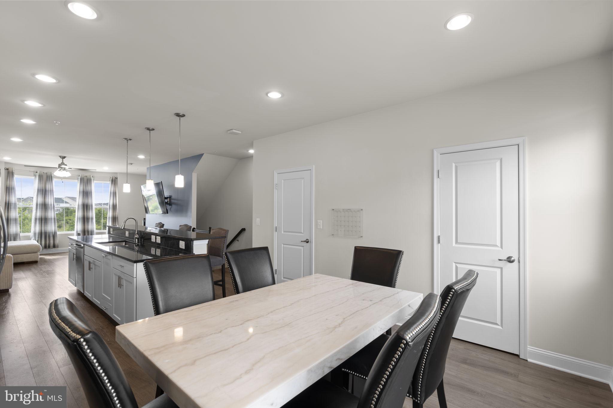 STONEHAVEN - Residential