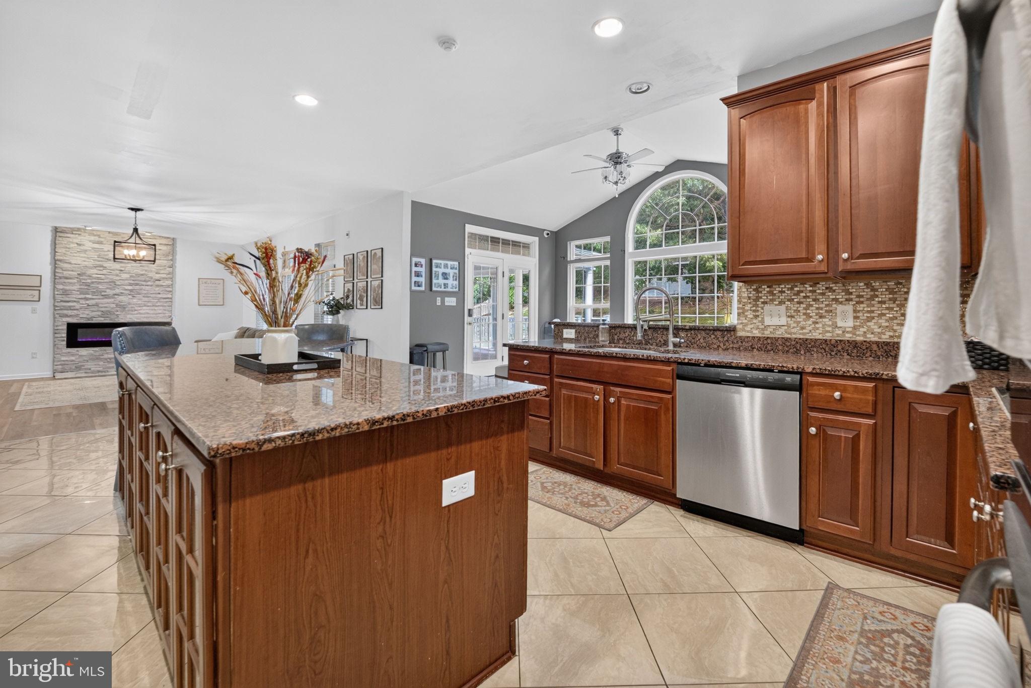 THE FIELDS AT CREEKV - Residential