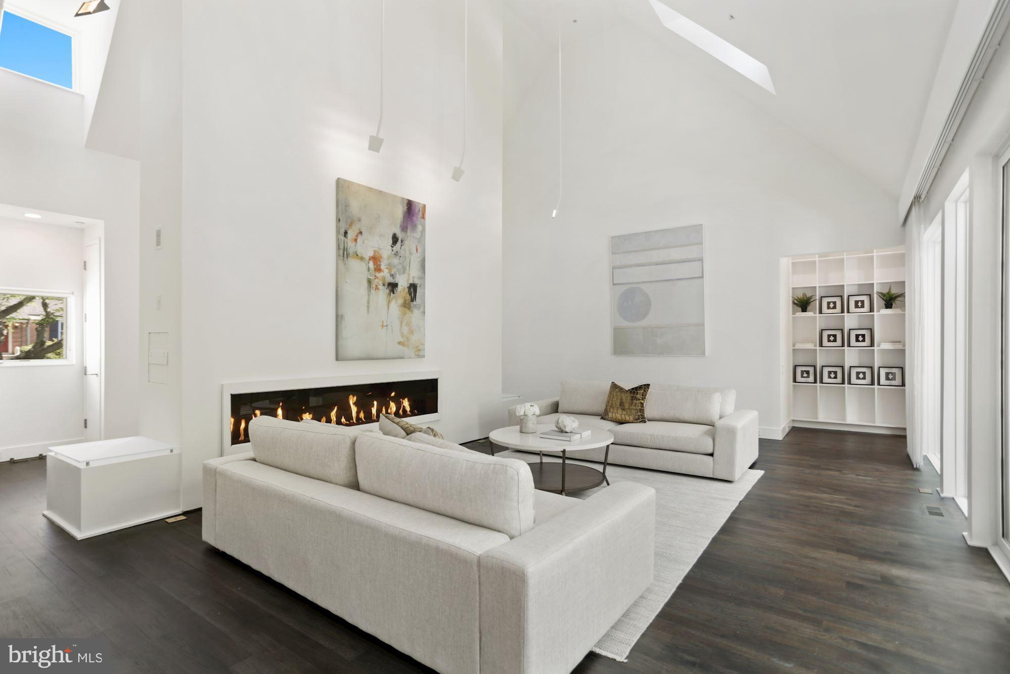 SOMERSET - Residential