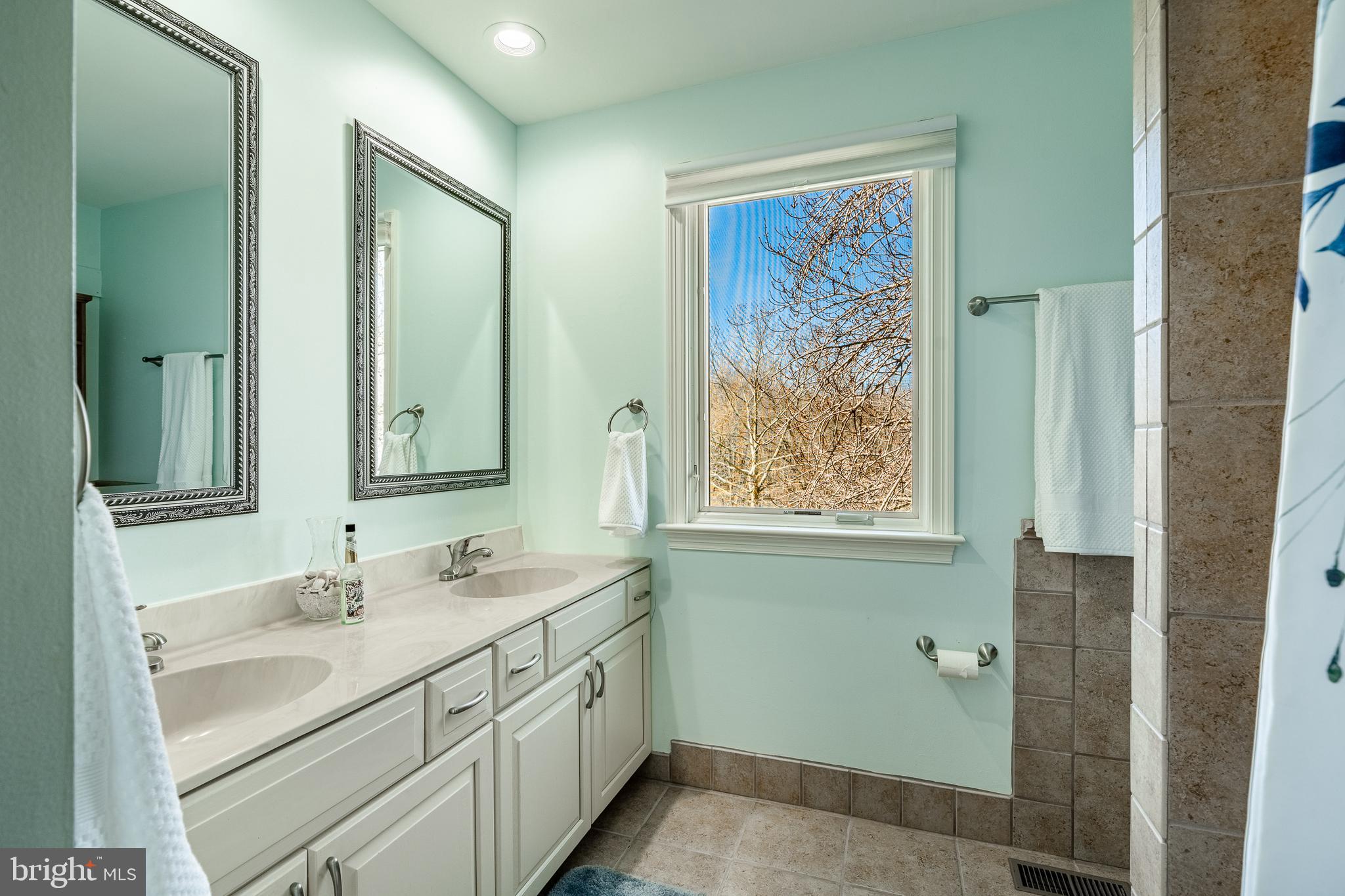 WATERGLEN - Residential