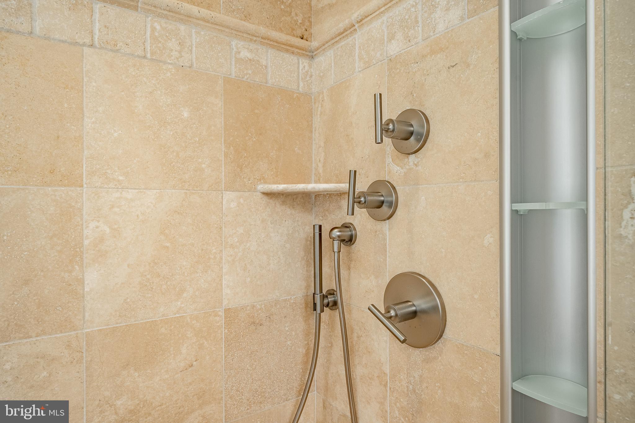 WATERGLEN - Residential