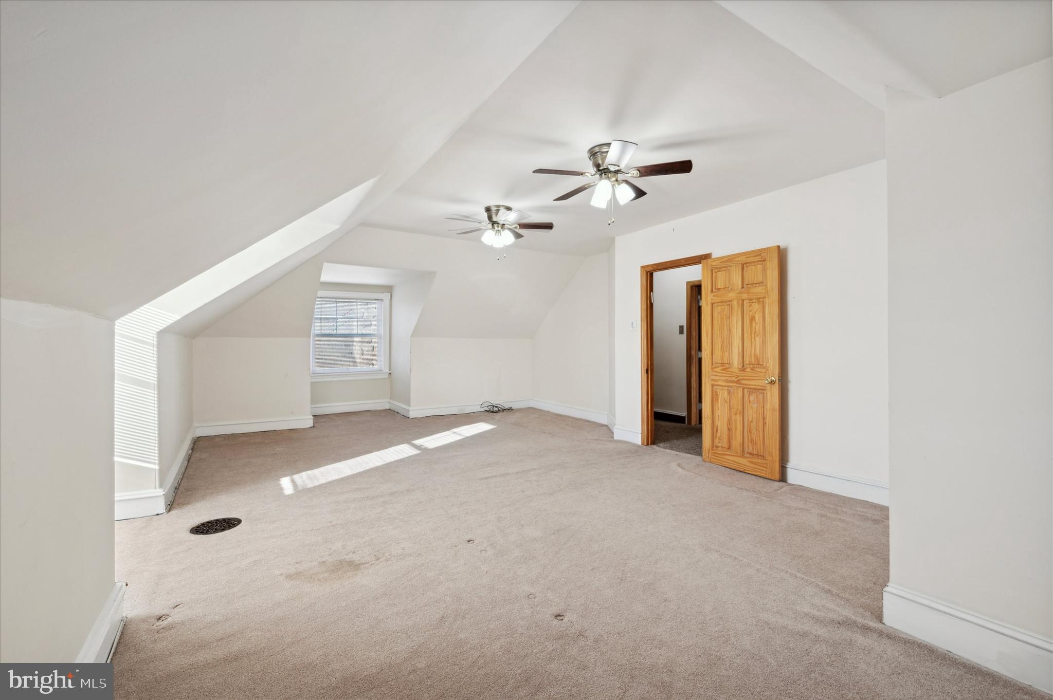 ELKINS PARK - Residential