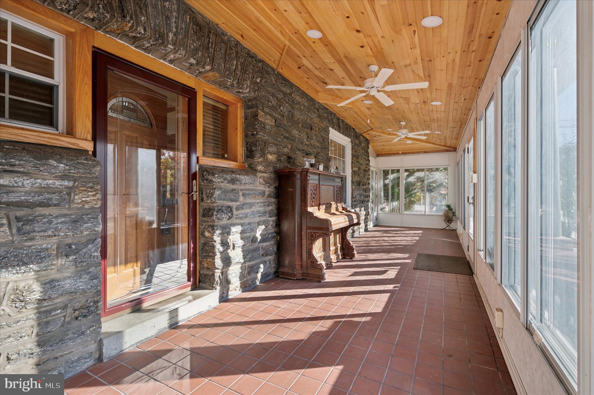 ELKINS PARK - Residential