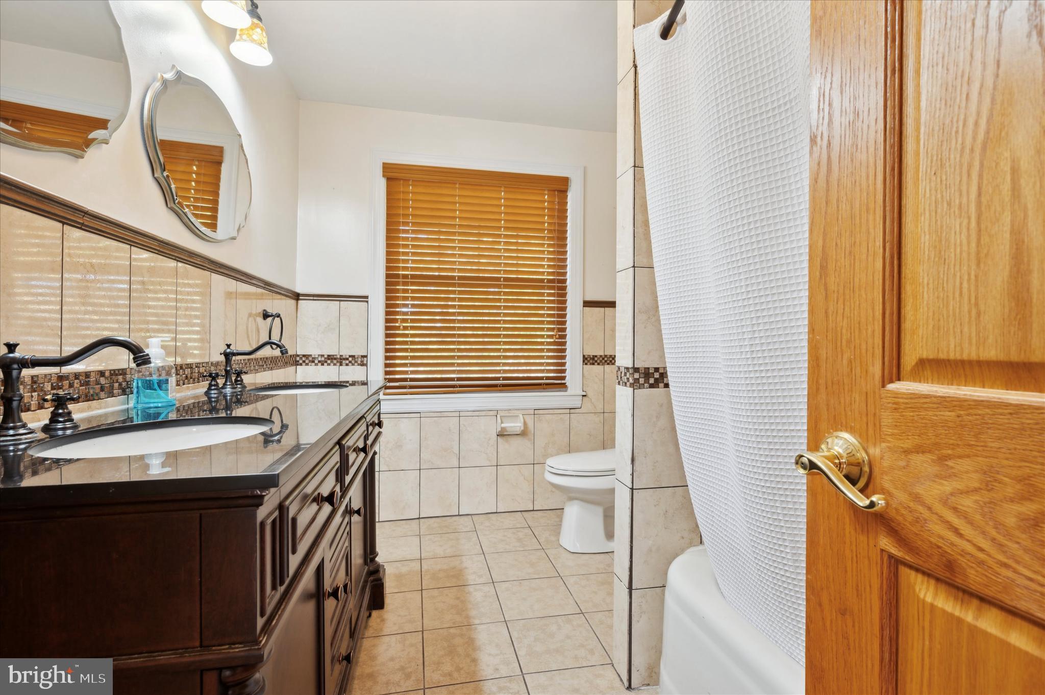 ELKINS PARK - Residential