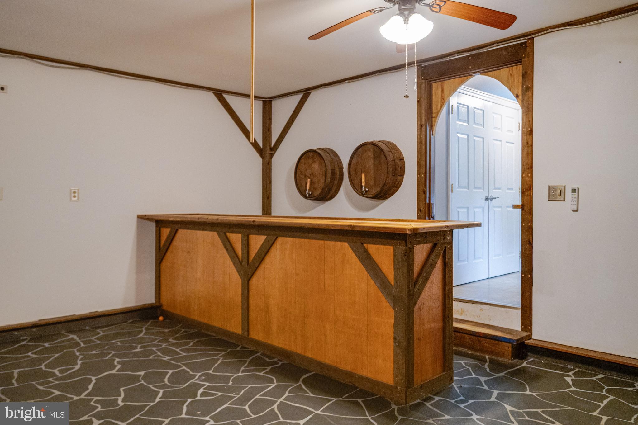 GOOSE HOLLOW - Residential