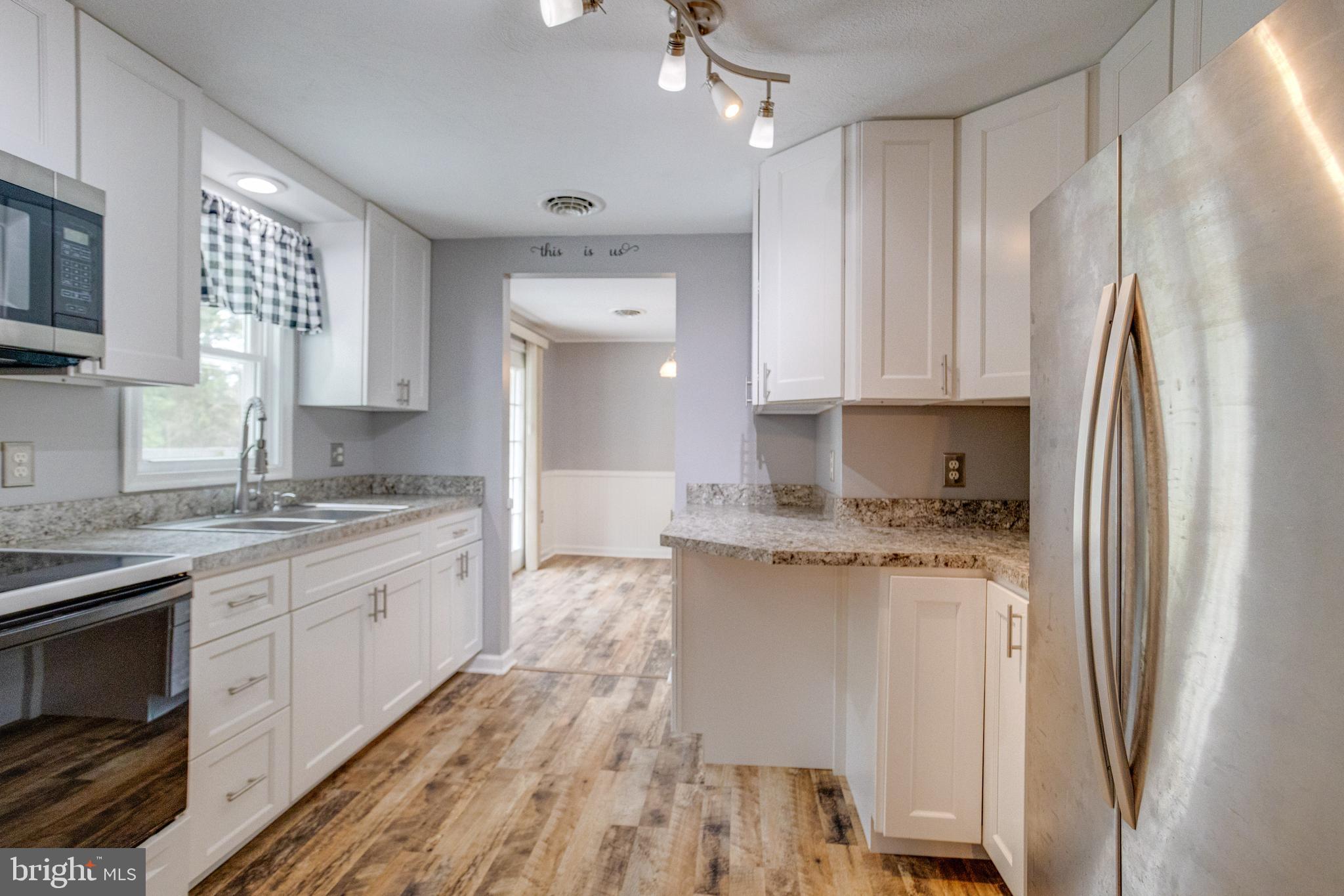 GOOSE HOLLOW - Residential