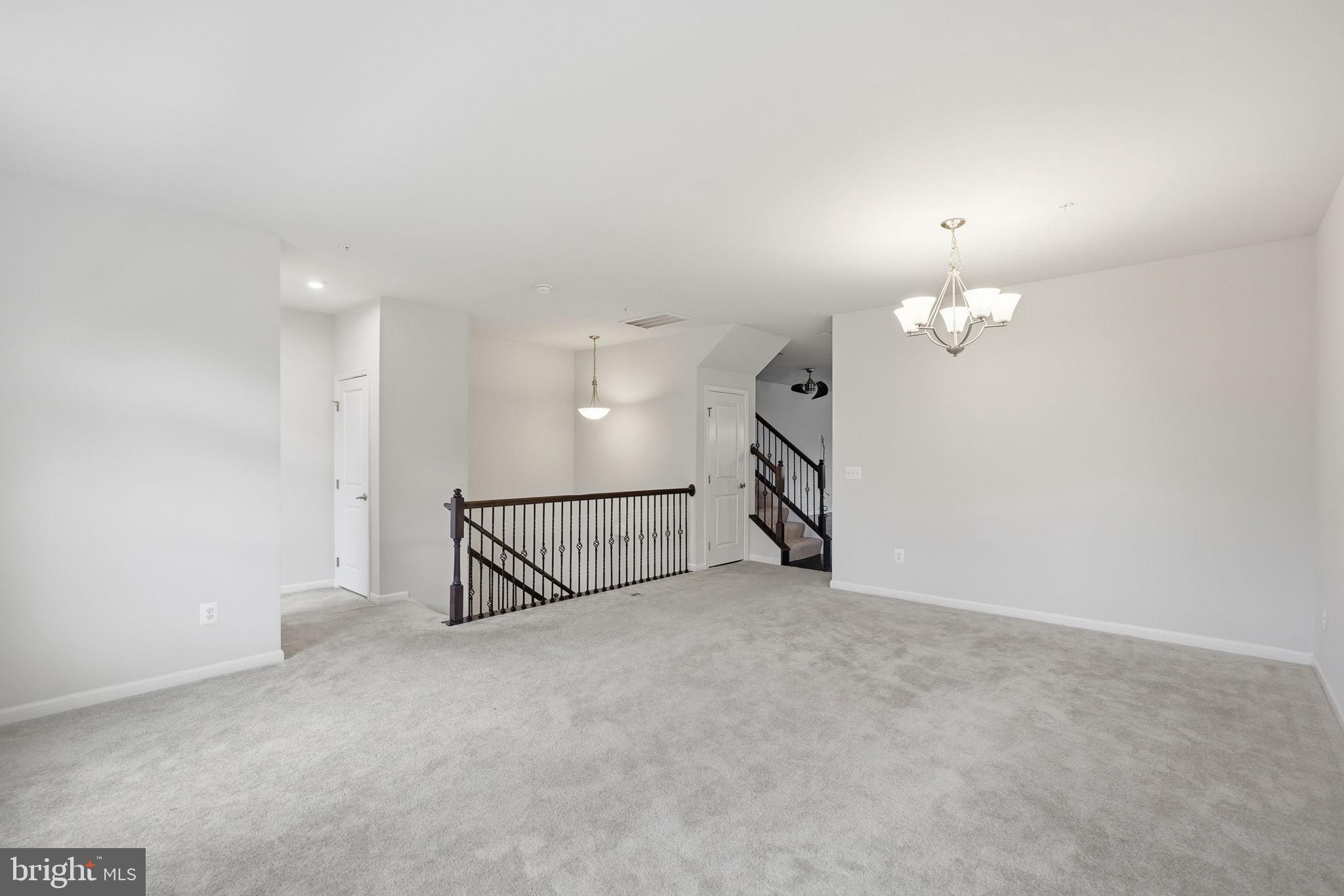 BRIARWOOD - Residential