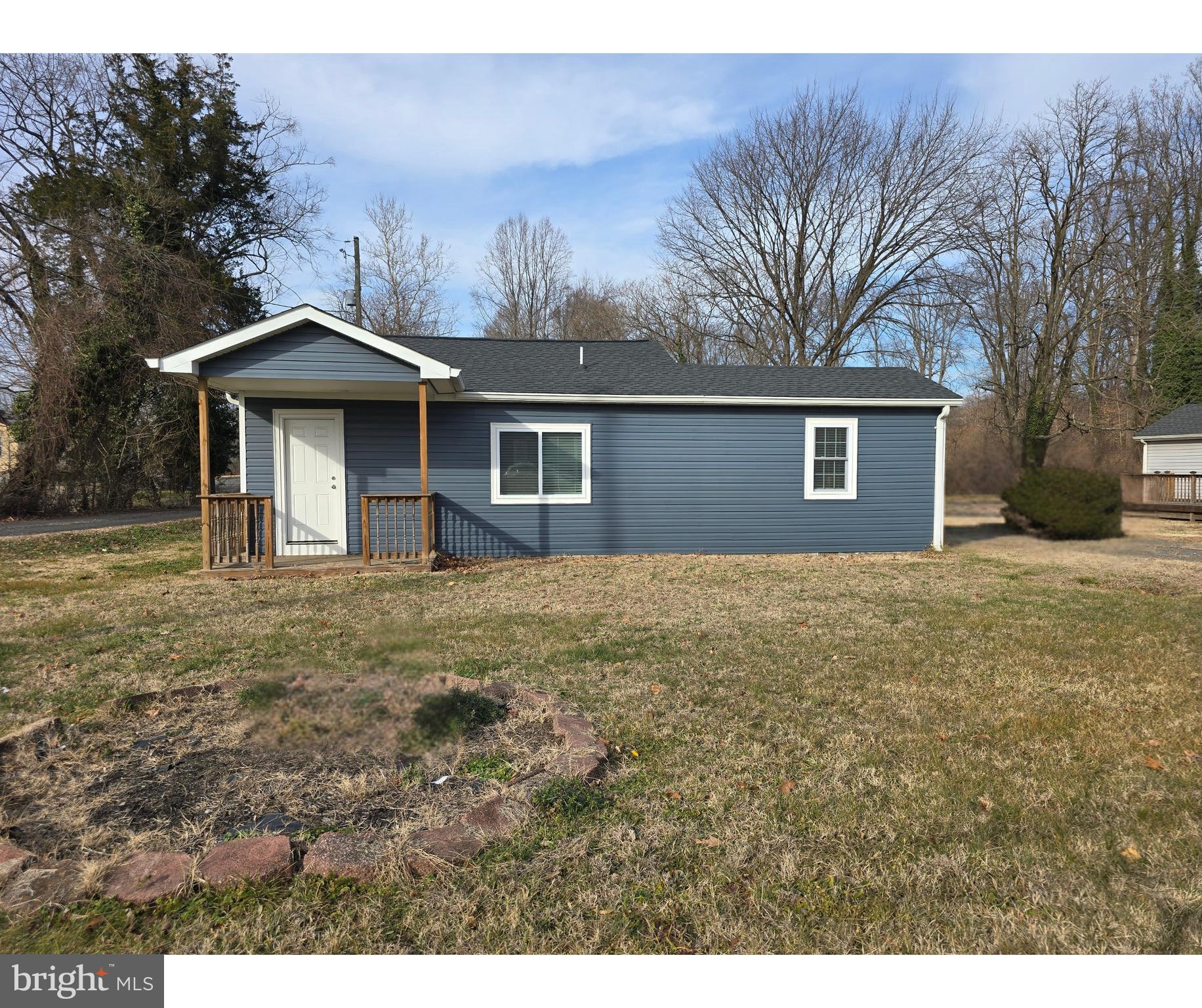 Just outside of the Town of Upper Marlboro and convenient to major highways.  This little gem offers uban living but in a single family home with a more than adequate yard and walking distance to  public transportation.  The entire structure has been remodeled and and upgraded and ready for you to move in!  Shopping, banking, personal care, and Donuts...yes donuts, within walking distance!  Owner will be paving the parking area in the spring. The zoning RM-48.  There are several other uses other than SFH residence that this property may be able to be used for.  Check  MNCPPC for options. This is an excellent opportunity close to many business as well as government facilities.