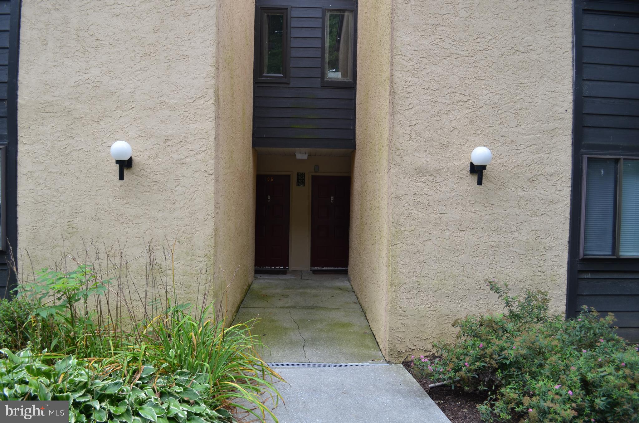 PAINTERS CROSSING - Residential
