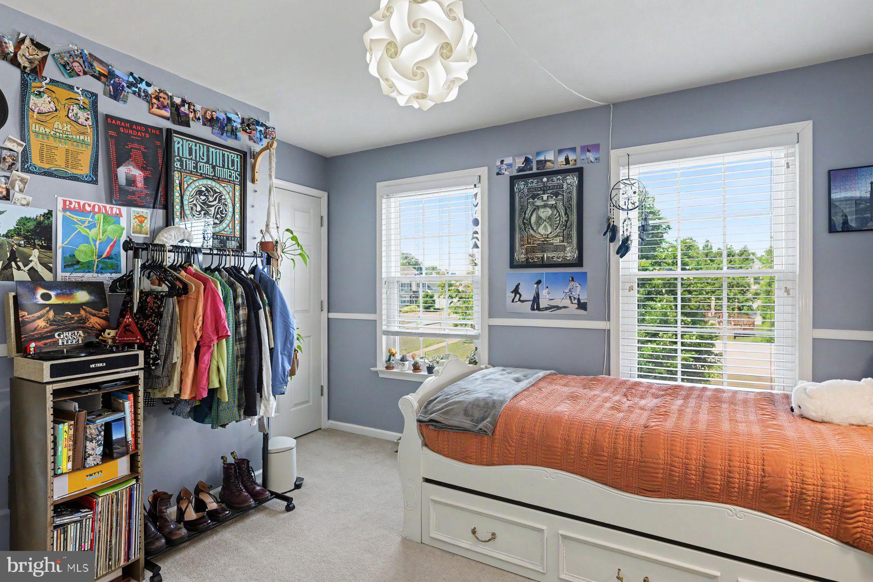 MAPLE KNOLL - Residential