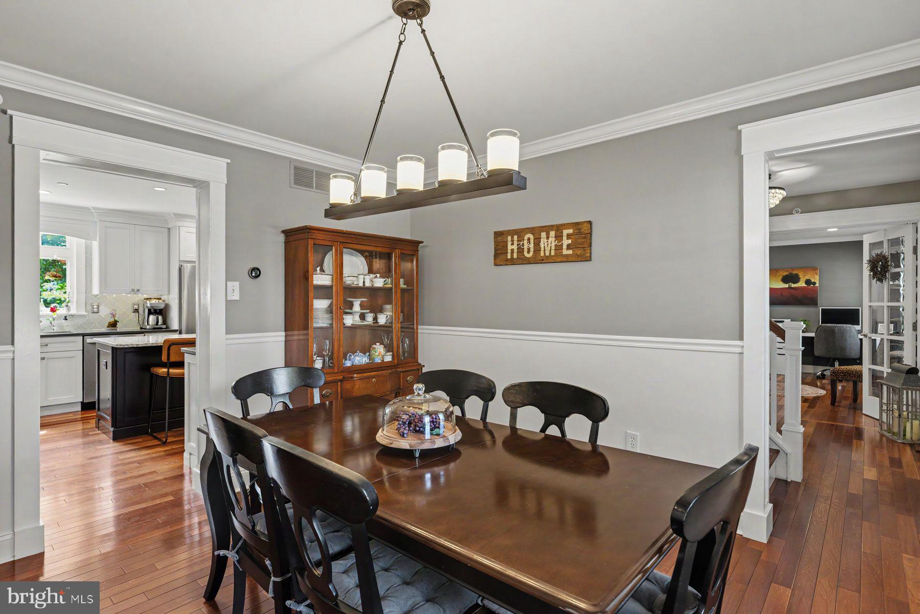 MAPLE KNOLL - Residential